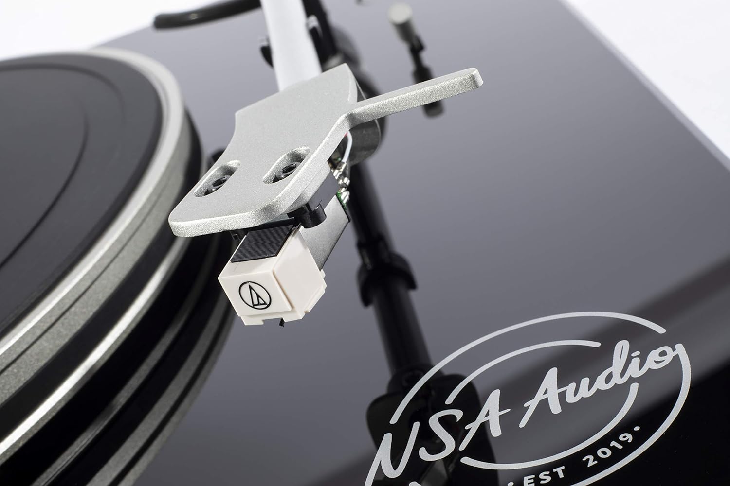 Nutech NSA-001 NSA Audio - Hifi Pro Turntable with built in Pre-amp