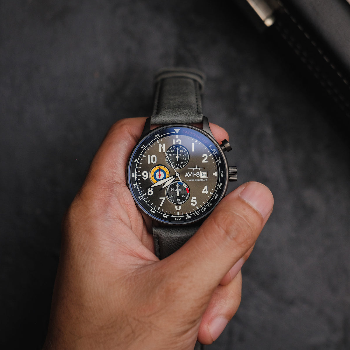 AVI-8 AVI-8 Pilot Hawker Hurricane Men's Japanese Quartz Military Green Watch AV-4011-0D