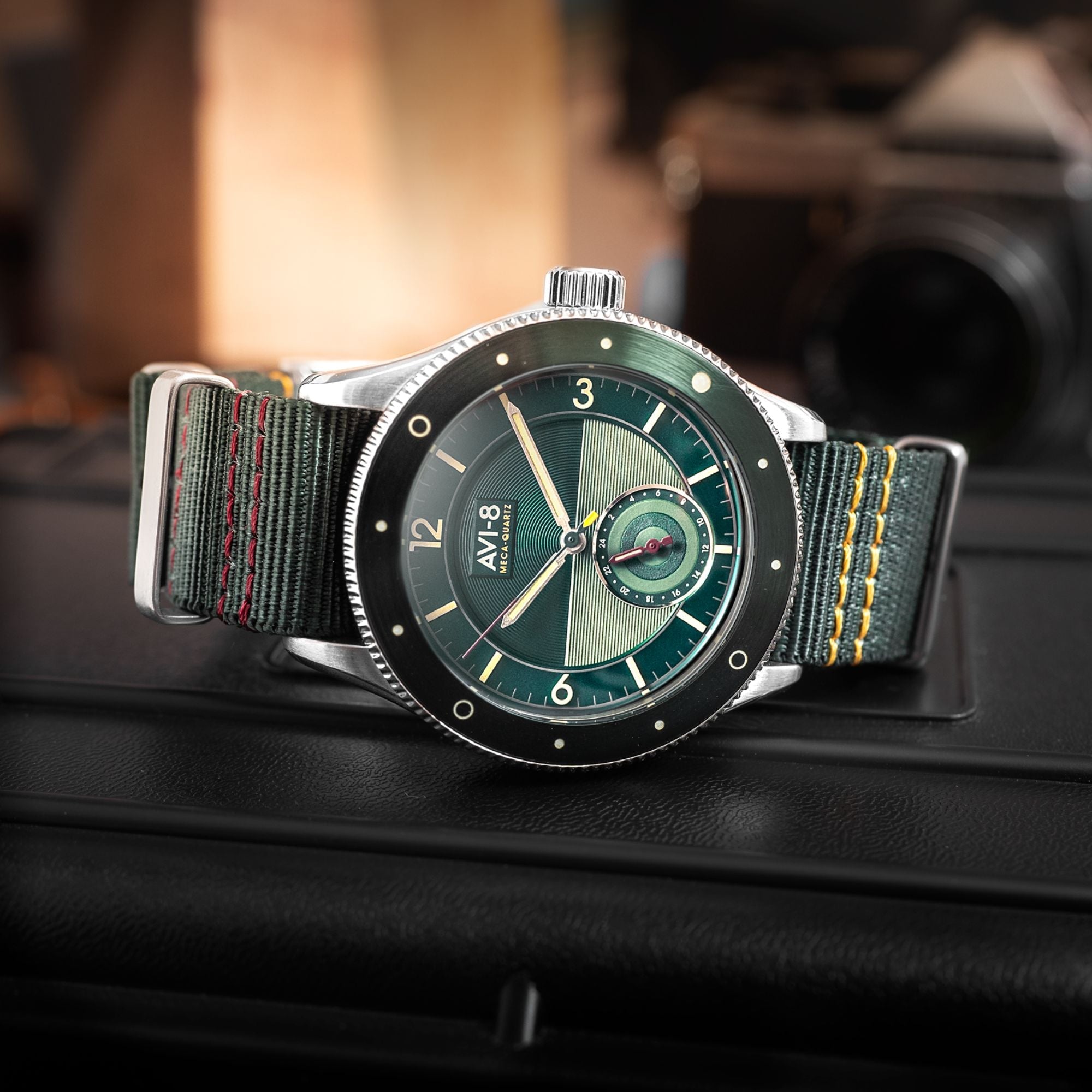 AVI-8 AVI-8 Flyboy Airmaster Sector Meca-Quartz Vert Green Men's Watch AV-4112-02
