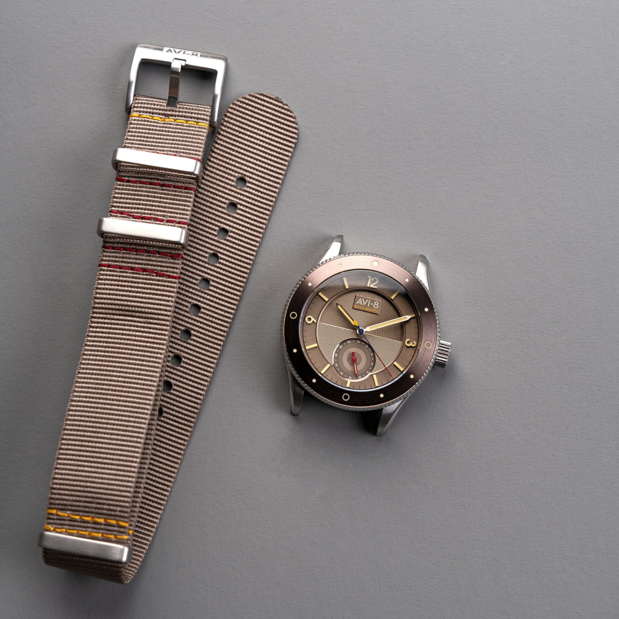 AVI-8 AVI-8 Flyboy Airmaster Sector Meca-Quartz Silver Feather Grey Men's Watch AV-4112-03