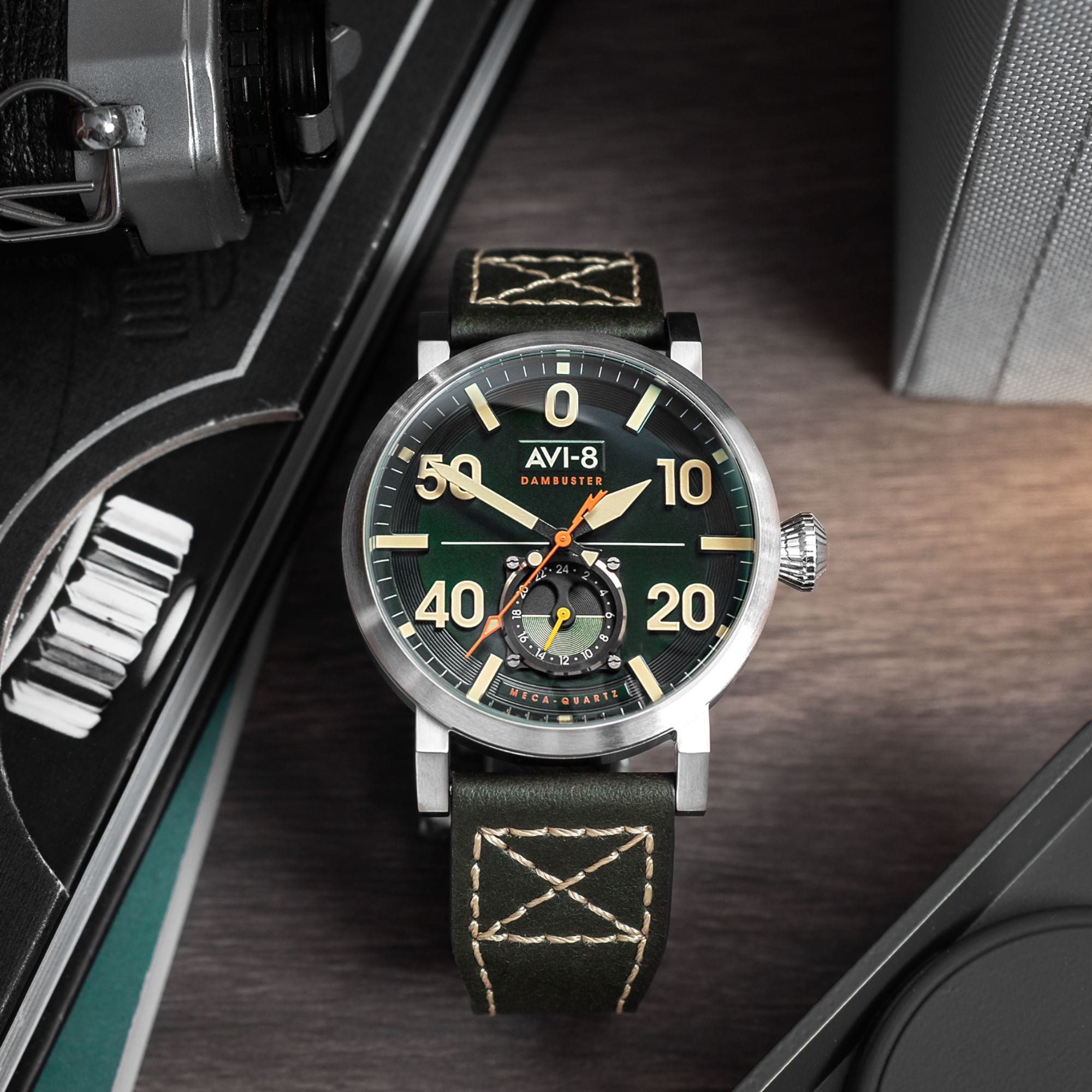AVI-8 AVI-8 Dambuster Chadwick Meca-Quartz Forest Green Men's Watch AV-4113-02