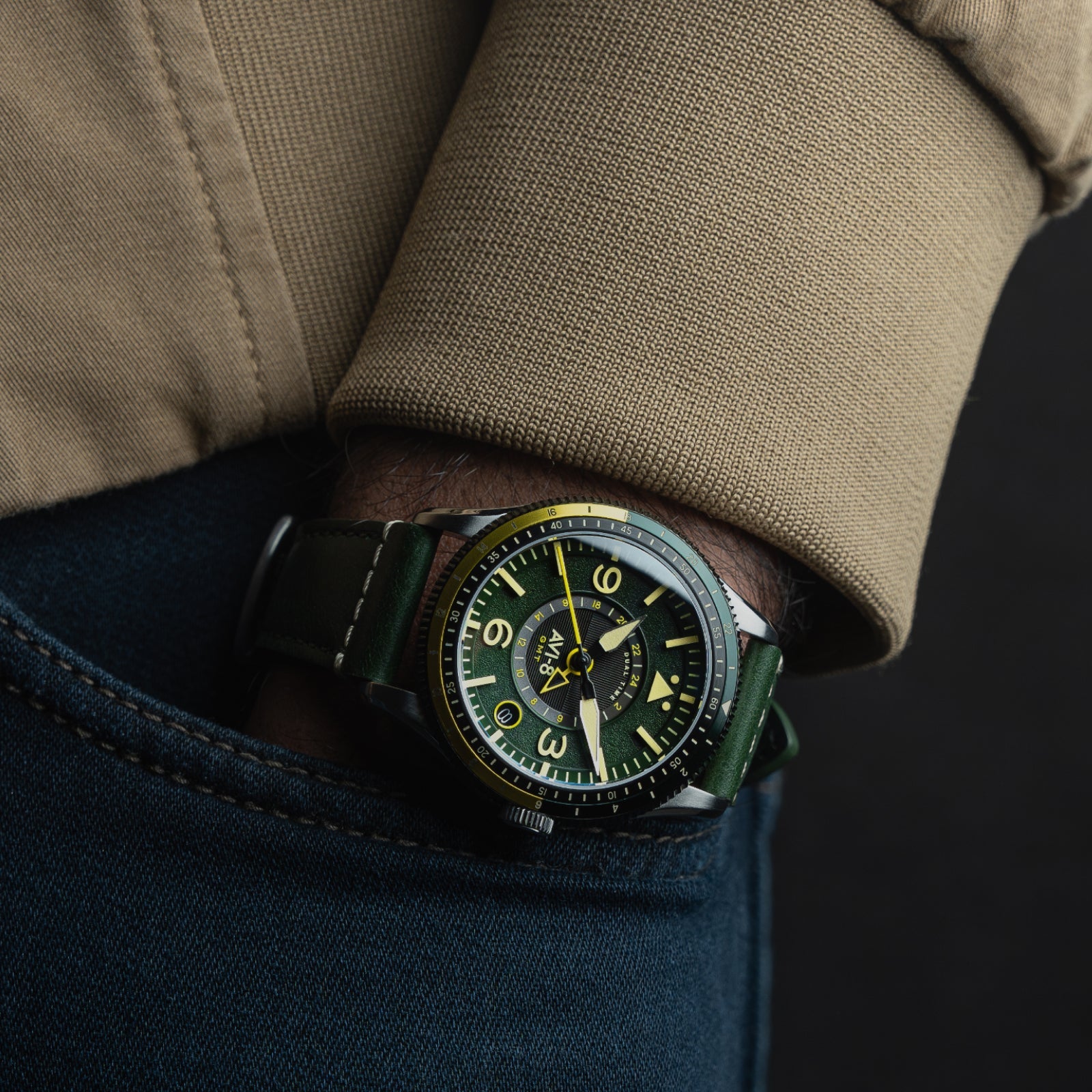 AVI-8 AVI-8 Flyboy Airmaster Gmt Automatic Fuselage Green Men's Watch AV-4128-03