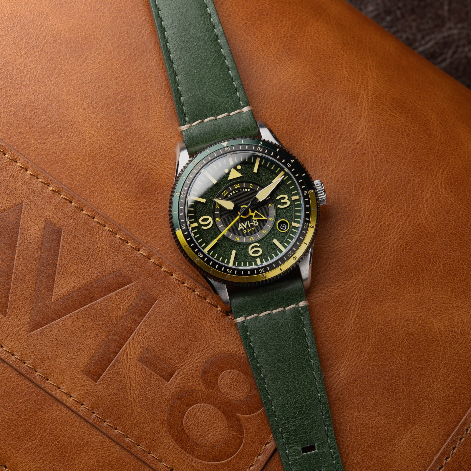 AVI-8 AVI-8 Flyboy Airmaster Gmt Automatic Fuselage Green Men's Watch AV-4128-03