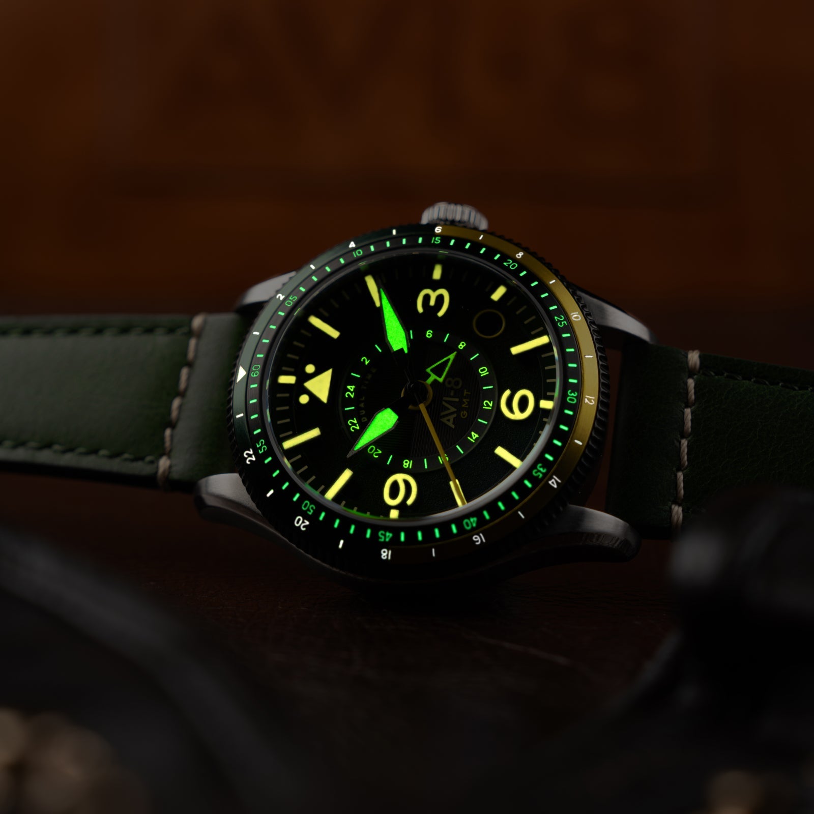 AVI-8 AVI-8 Flyboy Airmaster Gmt Automatic Fuselage Green Men's Watch AV-4128-03