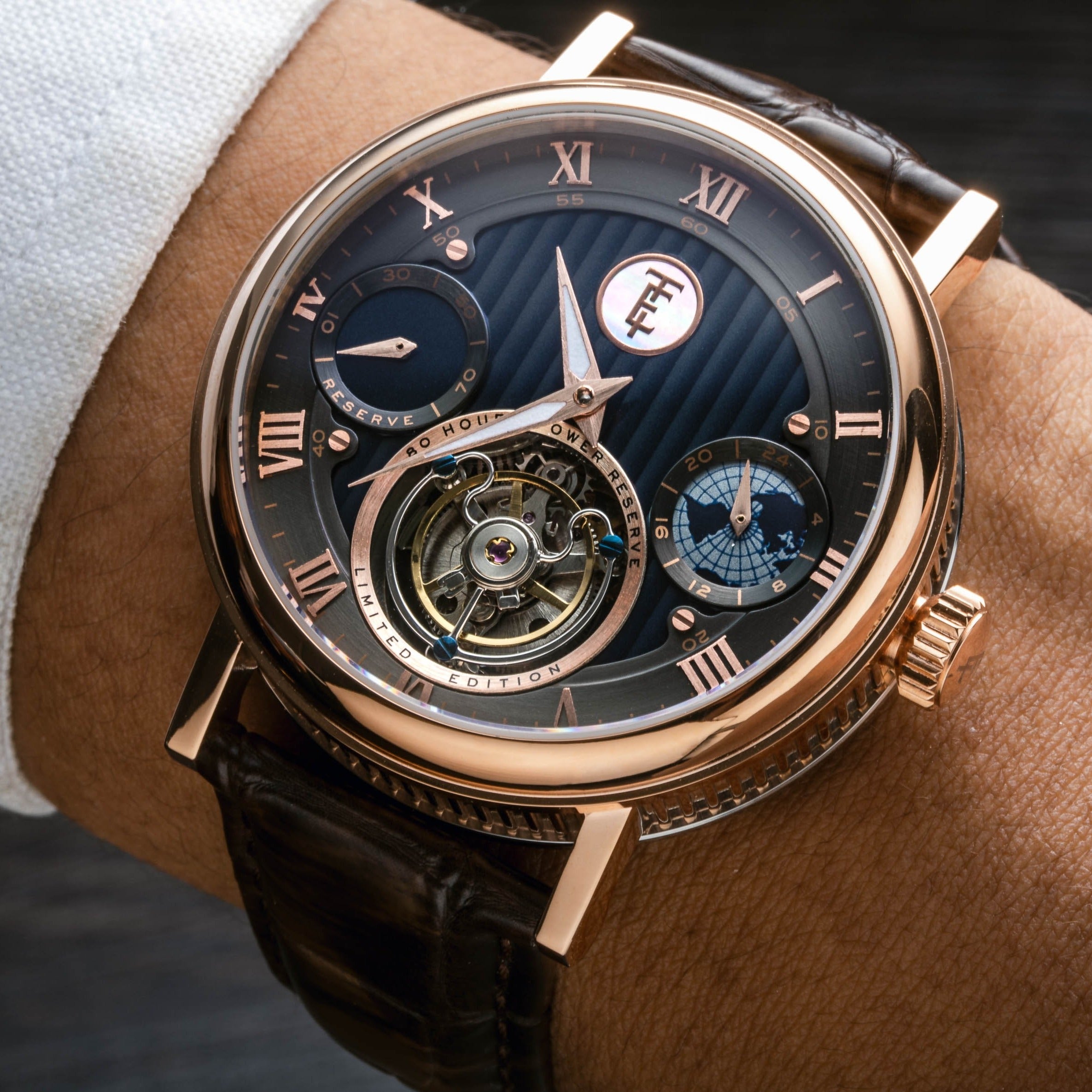 THOMAS EARNSHAW Thomas Earnshaw Celestial Halley Men's Watch ES-8262-02-D (Damaged Packaging)