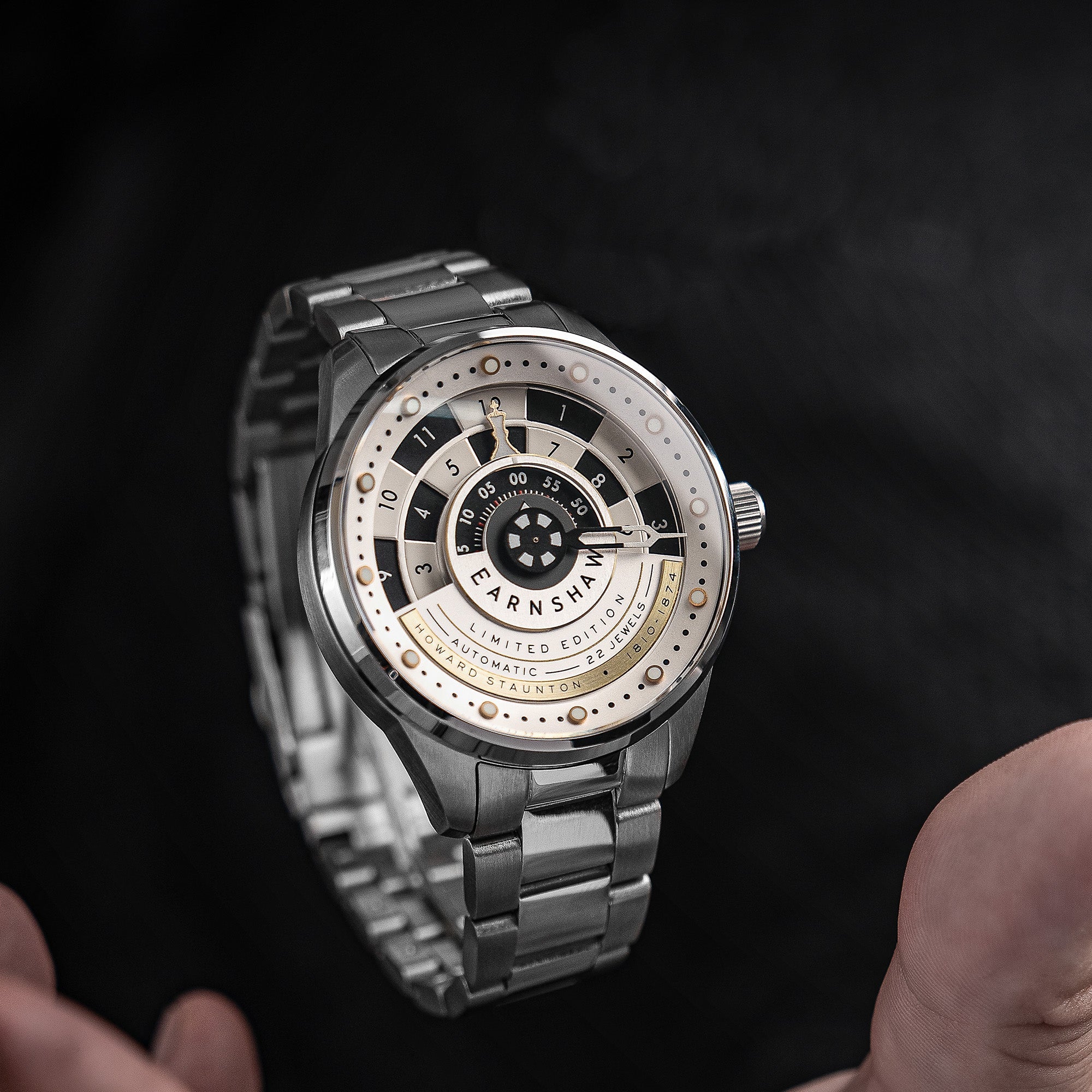 THOMAS EARNSHAW Thomas Earnshaw Staunton Chess Set Rook White Men's Watch ES-8282-22