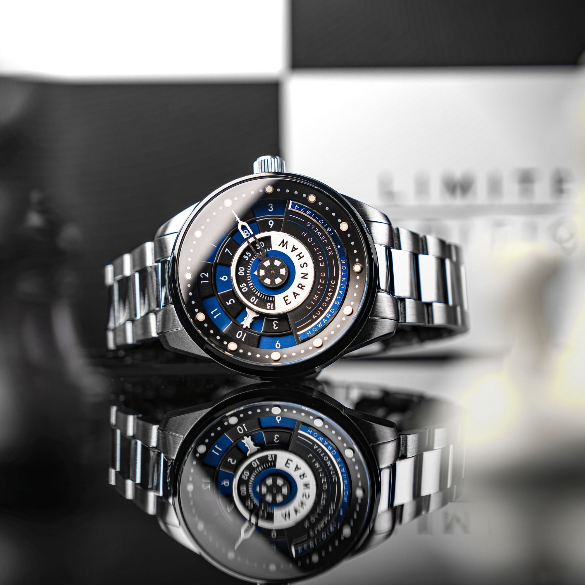 THOMAS EARNSHAW Thomas Earnshaw Staunton Chess Set Automatic Limited Edition Pawn Blue Men's Watch ES-8282-55