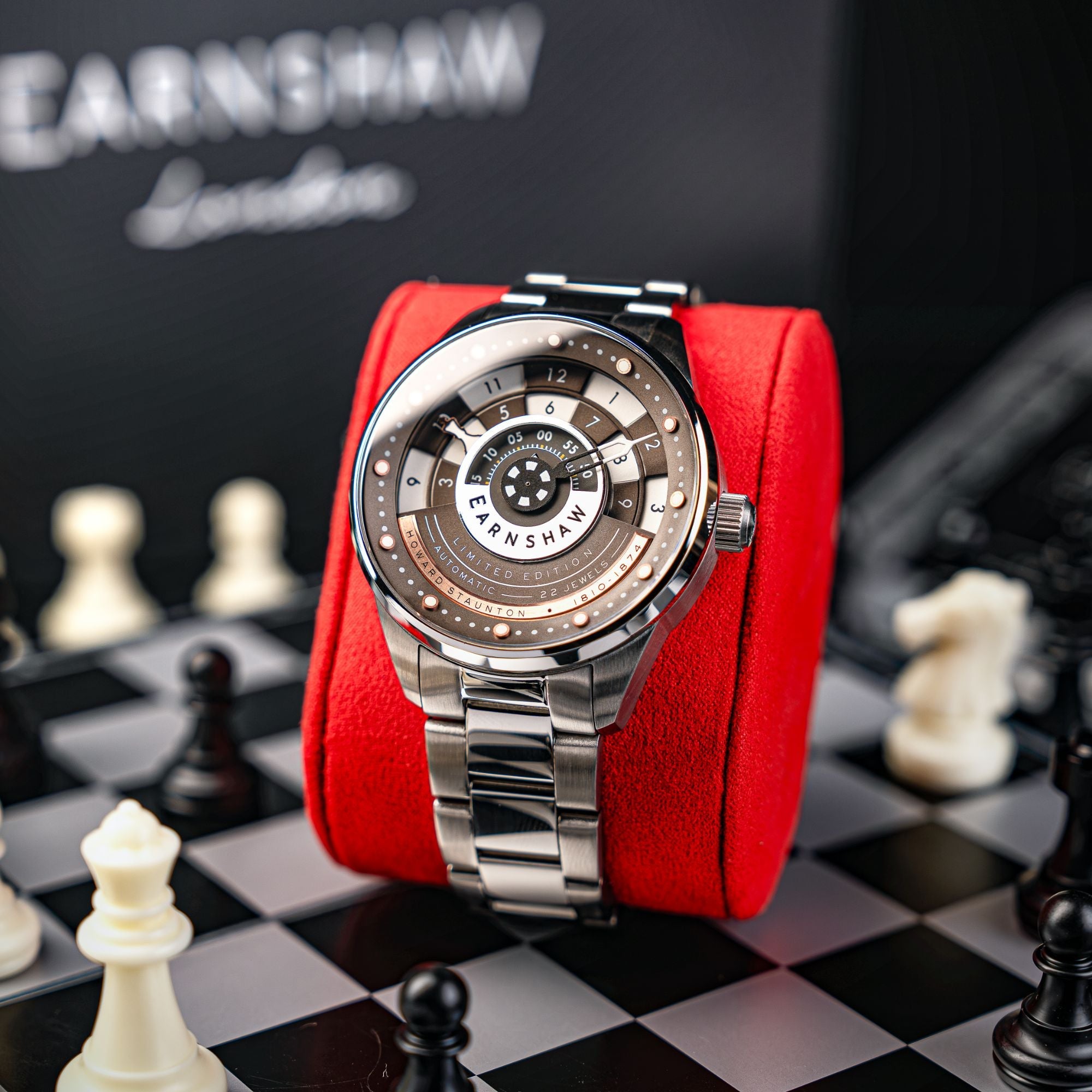 THOMAS EARNSHAW Thomas Earnshaw Staunton Chess Set Automatic Limited Edition Stalemate Grey Men's Watch ES-8282-99