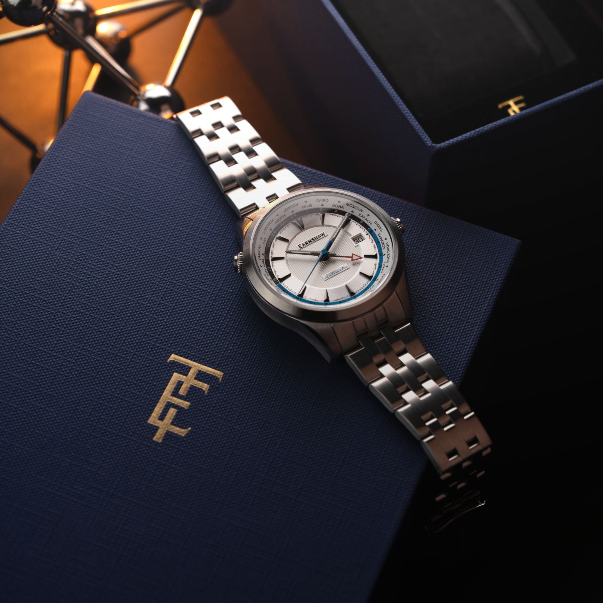 THOMAS EARNSHAW Thomas Earnshaw World Timer GMT Automatic Cascading White Men's Watch ES-8292-33