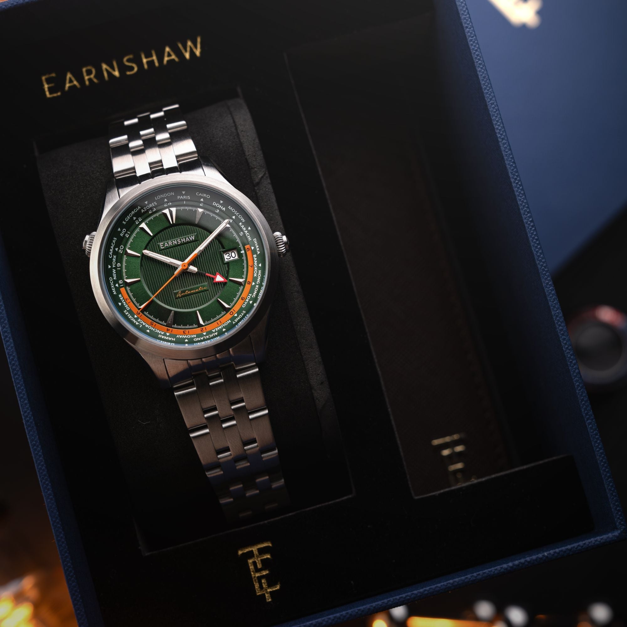 THOMAS EARNSHAW Thomas Earnshaw World Timer GMT Automatic Royal Green Men's Watch ES-8292-44