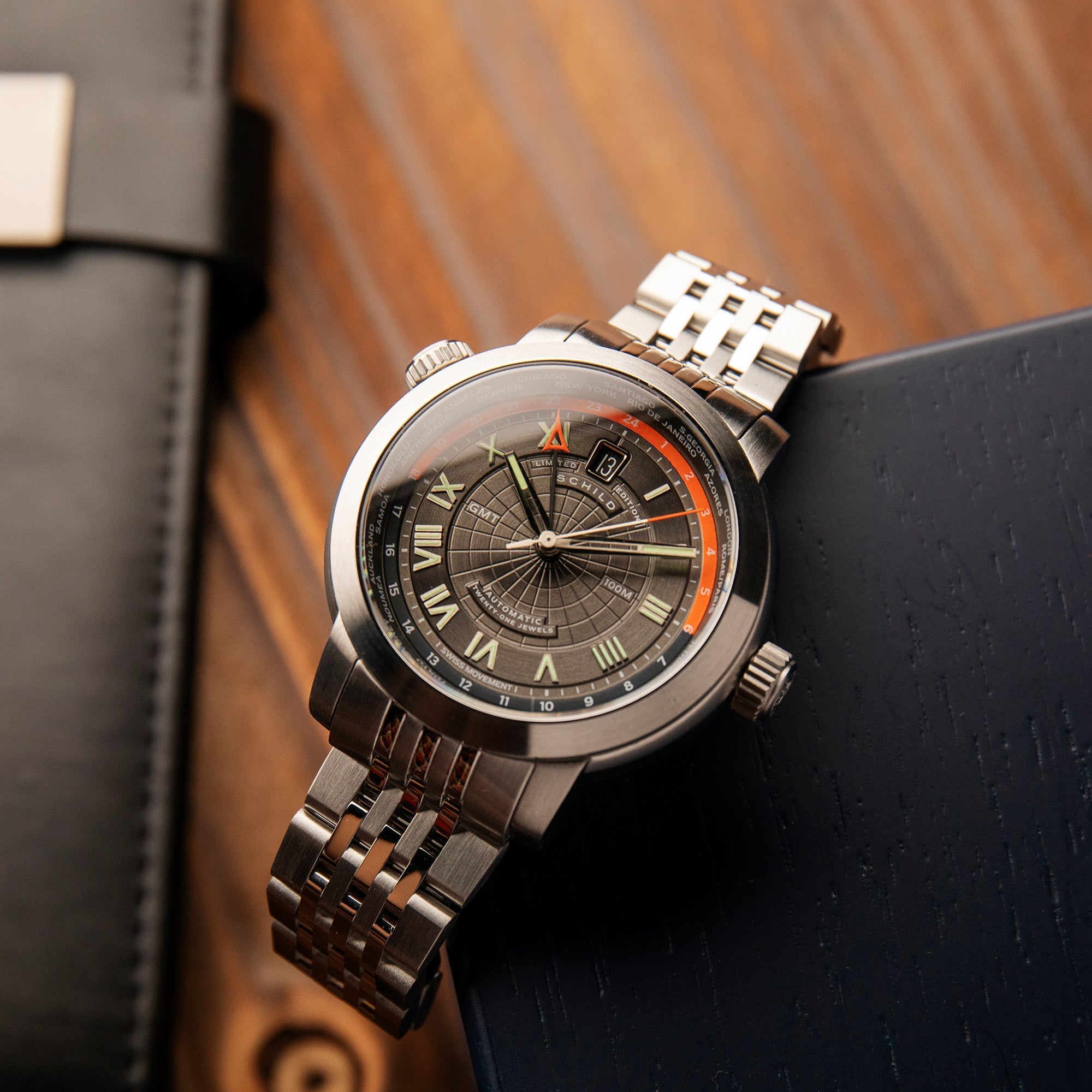 SCHILD Schild Heinrich Swiss automatic GMT Dusky Silver Men's Watch SC-1004-22-D (Damaged Packaging)