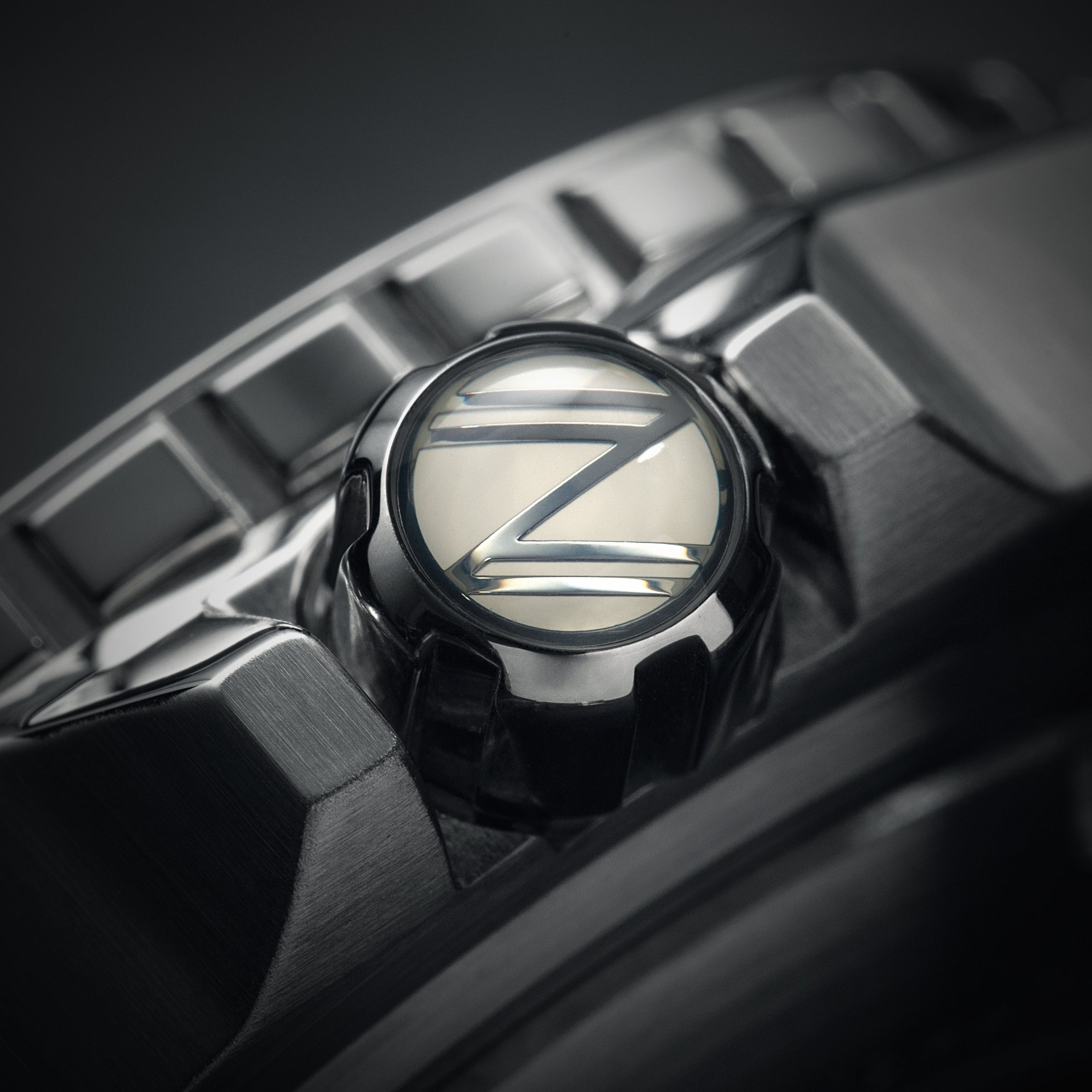 SPINNAKER Spinnaker Dumas Men's Japanese Automatic Hornet Yellow Watch SP-5081-II