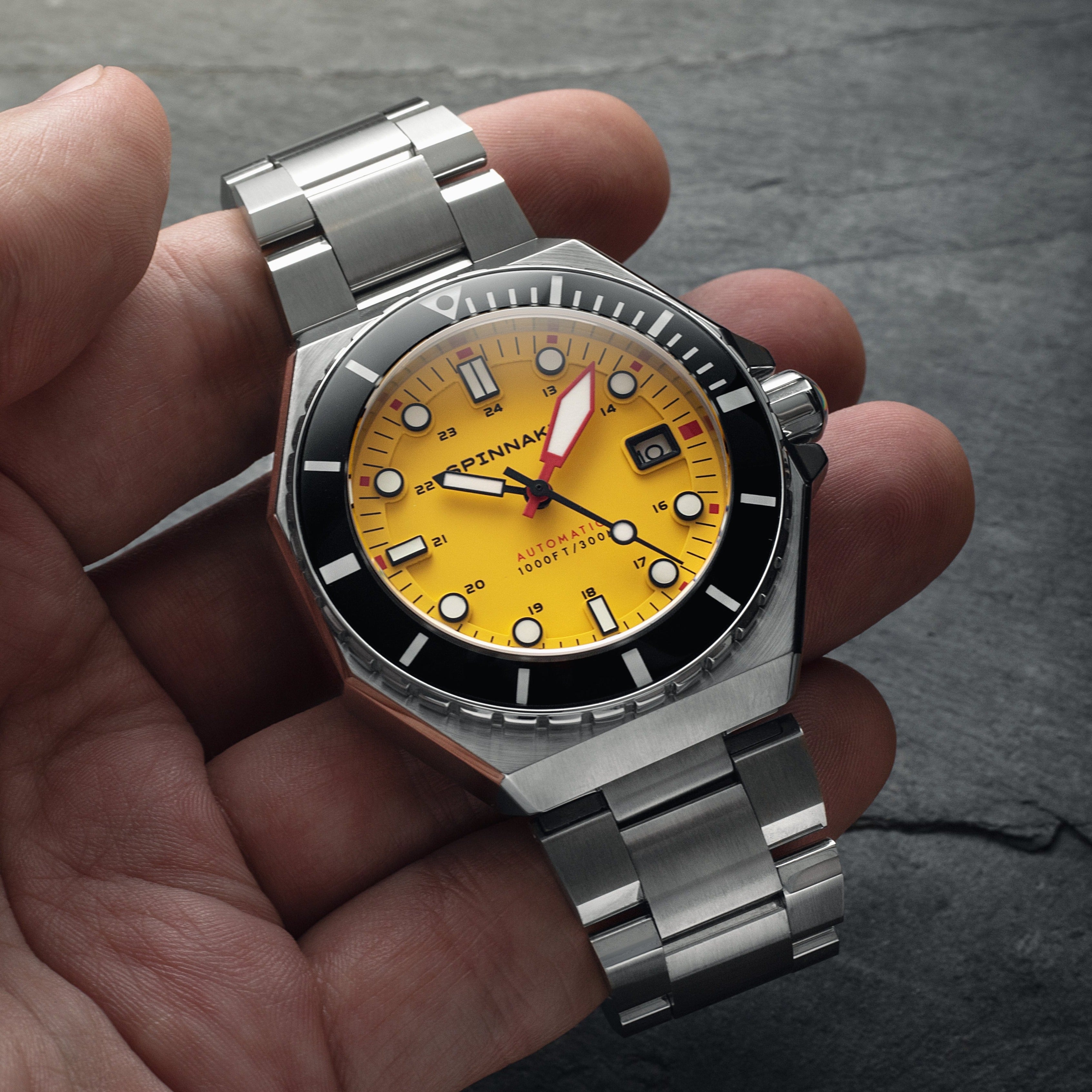 SPINNAKER Spinnaker Dumas Men's Japanese Automatic Hornet Yellow Watch SP-5081-II