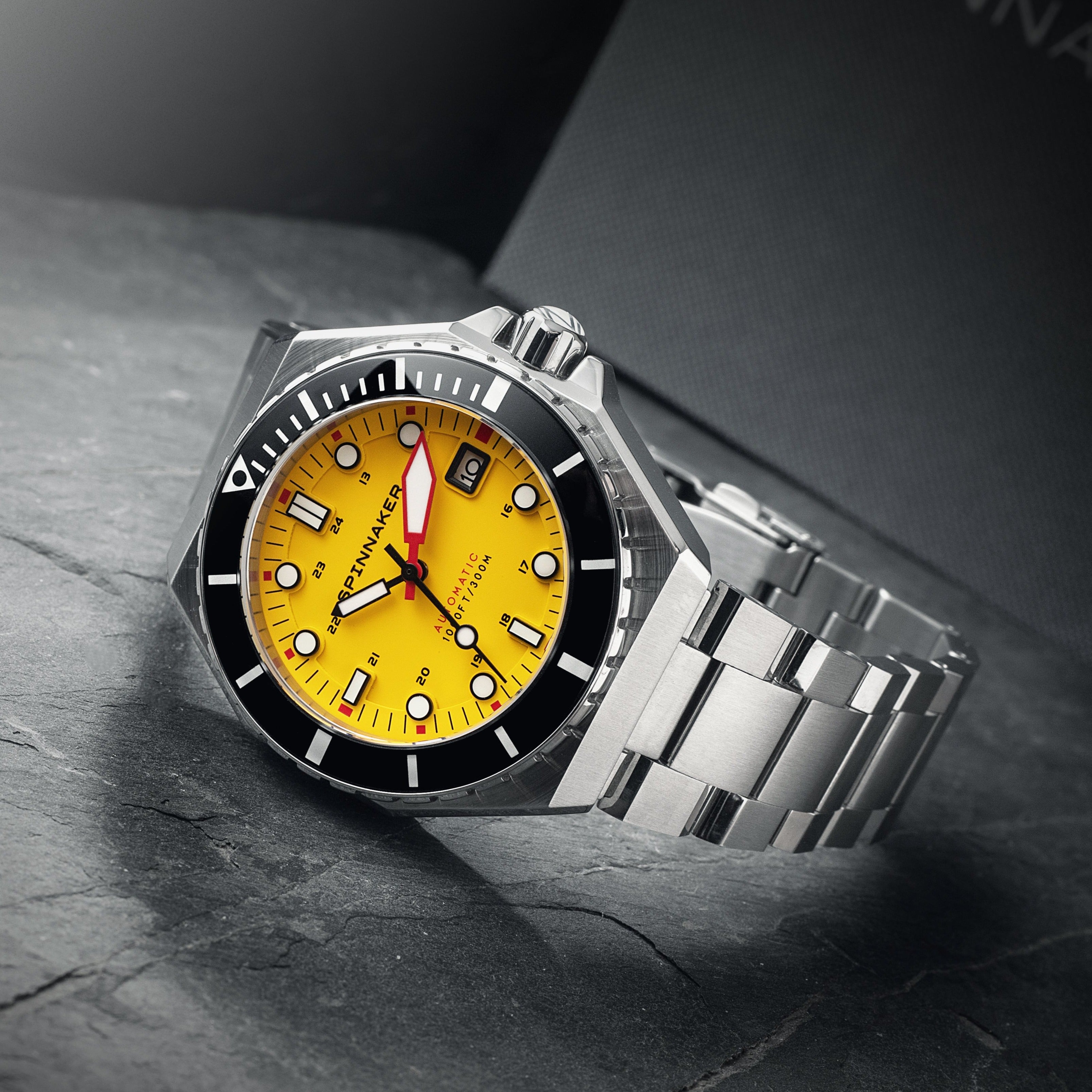 SPINNAKER Spinnaker Dumas Men's Japanese Automatic Hornet Yellow Watch SP-5081-II