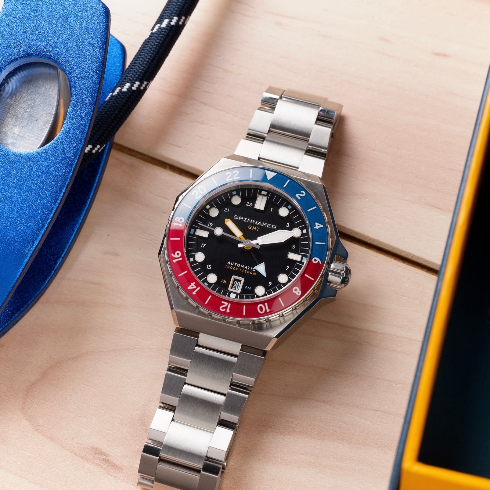 SPINNAKER Spinnaker Cobalt Crimson Dumas GMT Automatic Men's Watch SP-5119-44