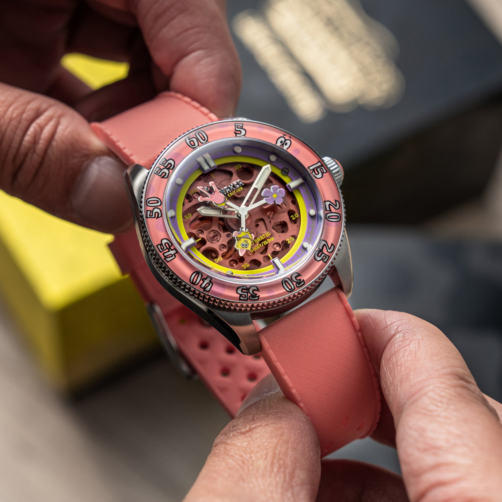 SPINNAKER Spinnaker Croft Mid-Size Skeleton Automatic Spongebob Squarepants Peek-A-Boo Limited Edition Seastar Sundial Men's Watch SP-5152-03