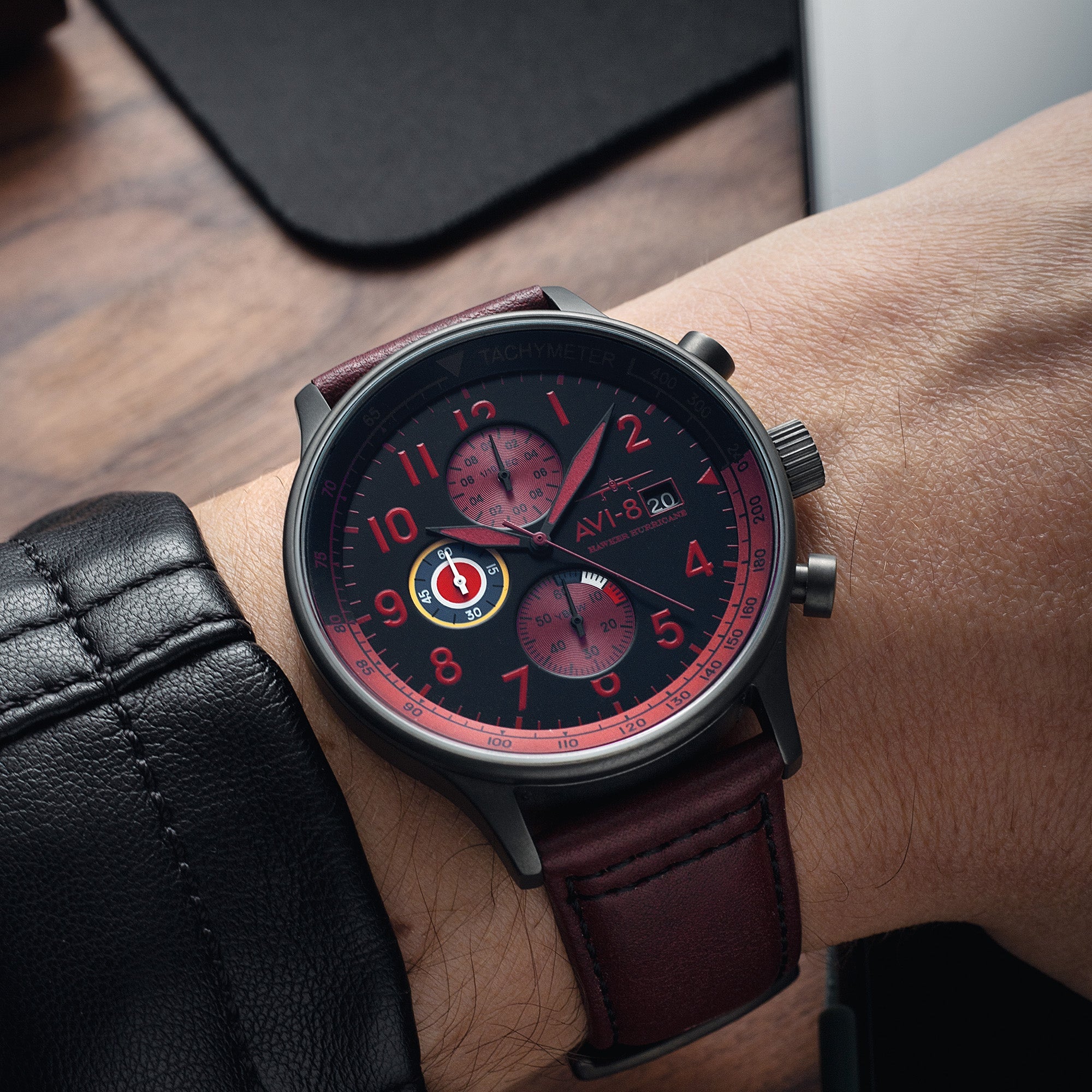 AVI-8 AVI-8 Hawker Hurricane Classic Chronograph Blood Red Men's Watch AV-4011-0S