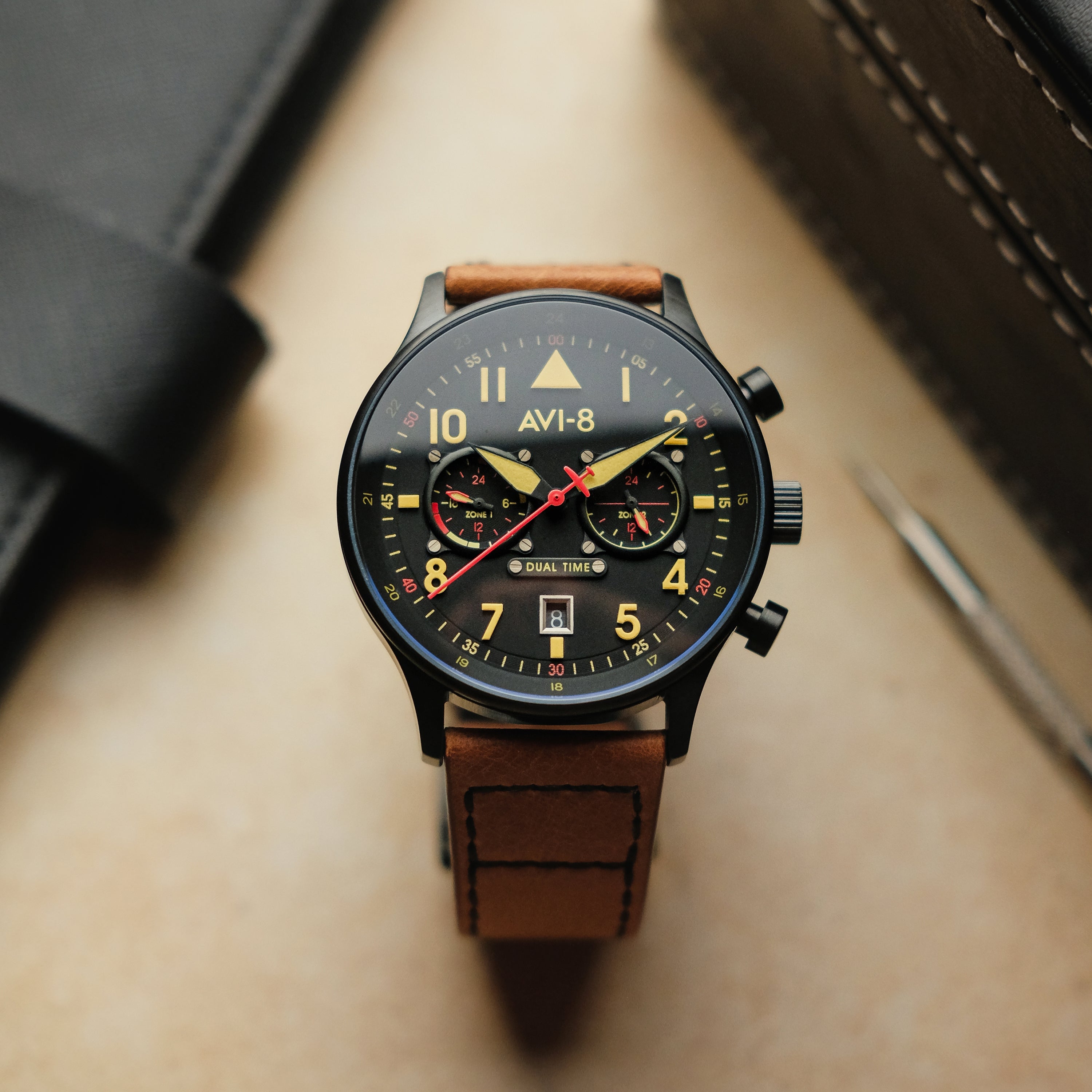 AVI-8 AVI-8 Pilot Hawker Hurricane Carey Men's Debden Japanese Quartz Debden Watch AV-4088-03