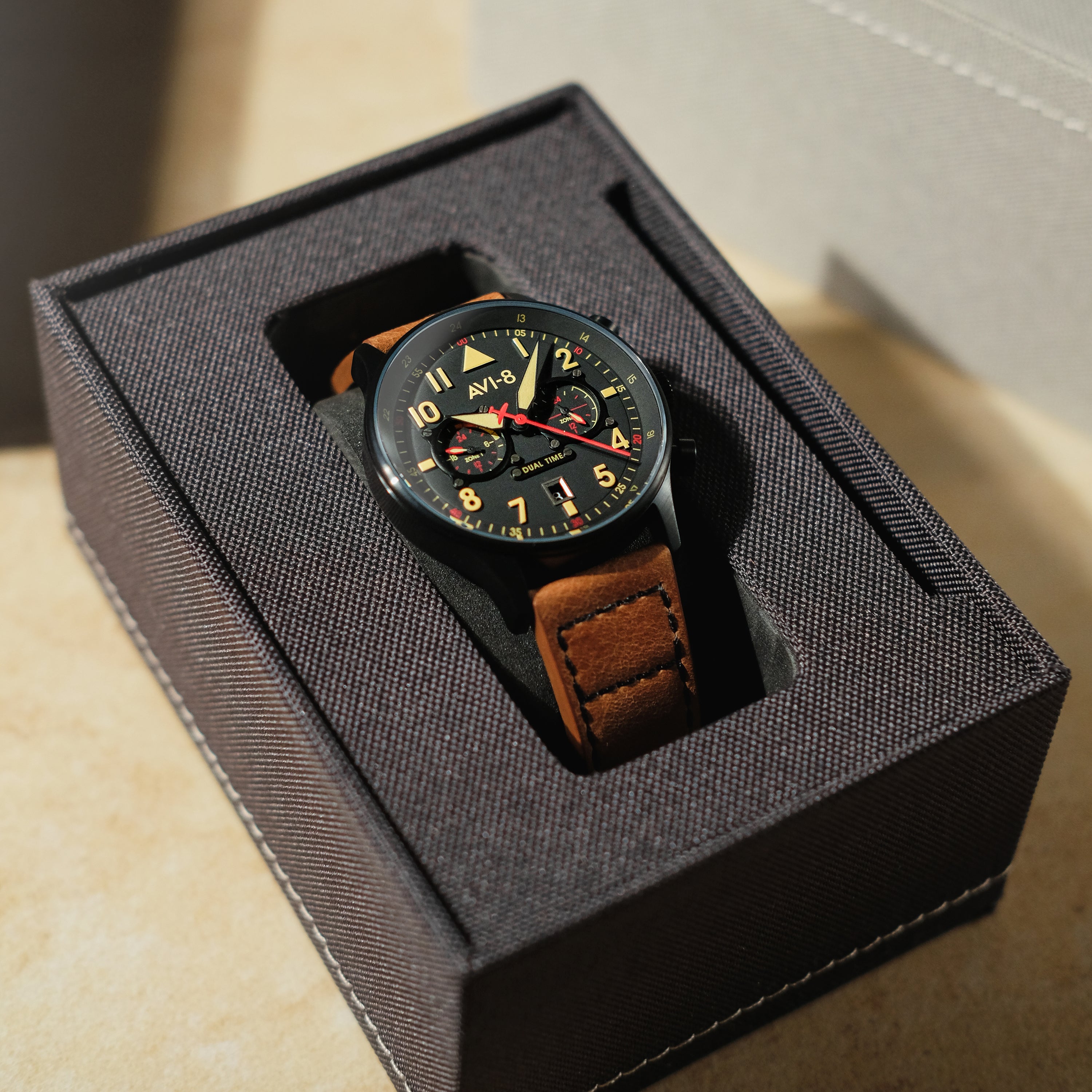 AVI-8 AVI-8 Pilot Hawker Hurricane Carey Men's Debden Japanese Quartz Debden Watch AV-4088-03