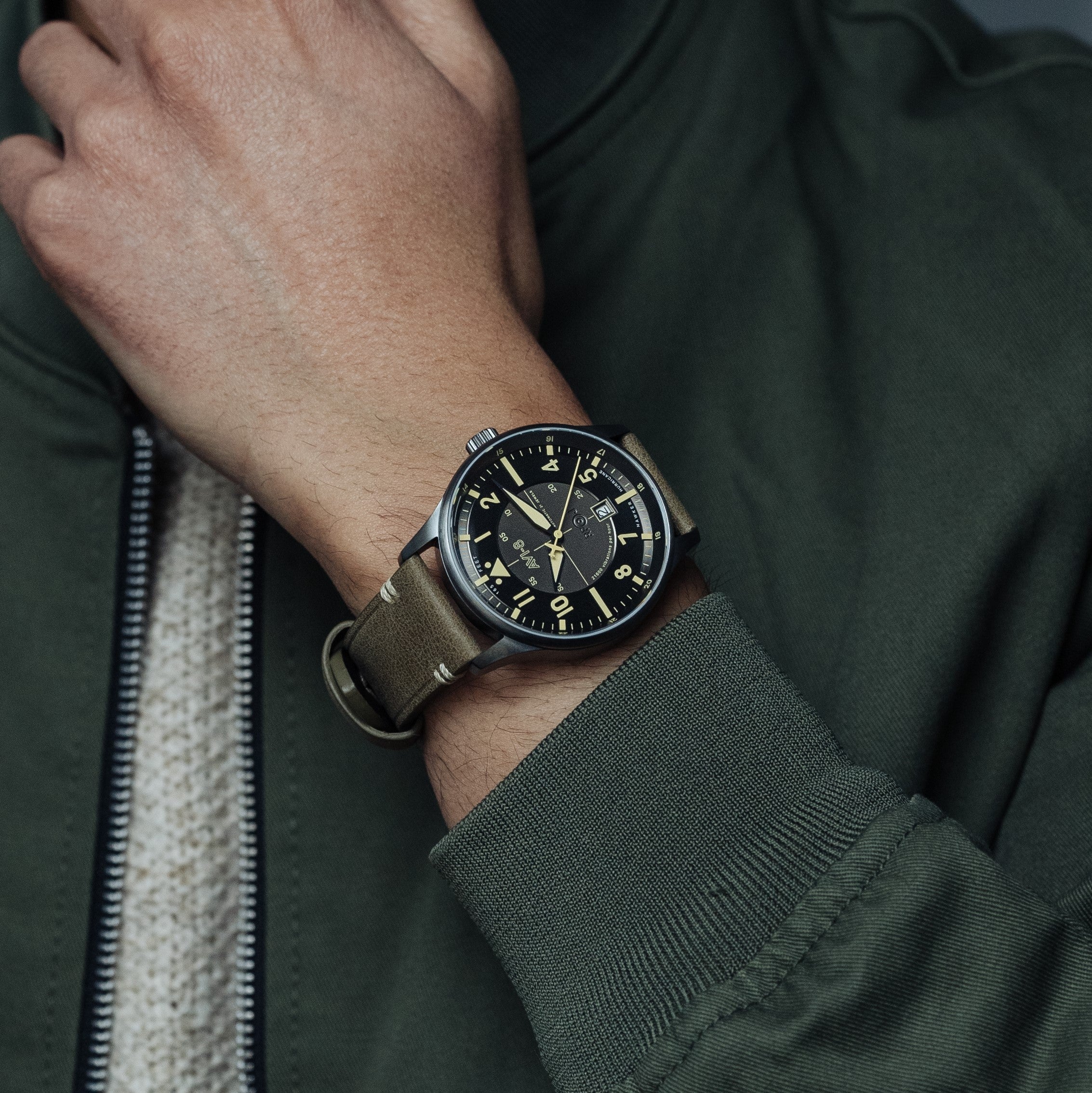 AVI-8 AVI-8 Pilot Hawker Hurricane Men's Japanese Automatic Stanton Watch AV-4094-04