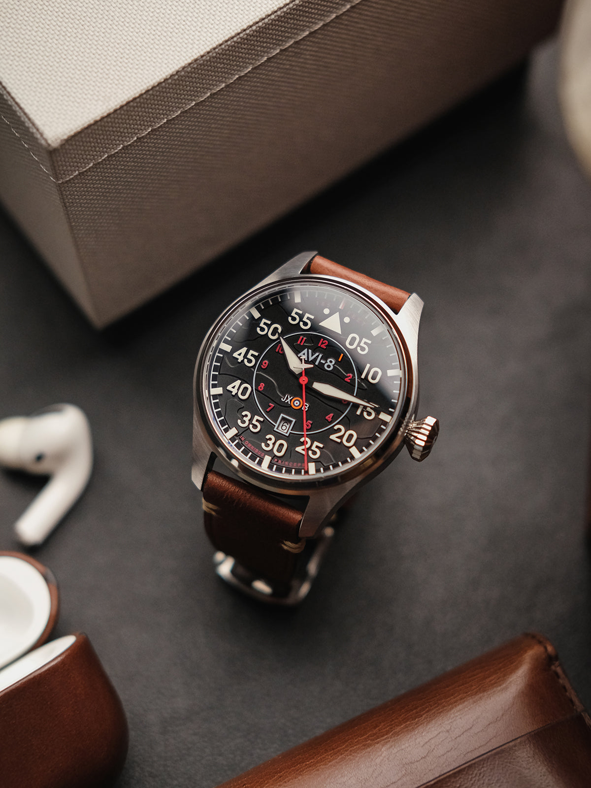 AVI-8 AVI-8 Pilot Hawker Hurricane Clowes Men's Japanese Automatic Wittering Watch AV-4097-01