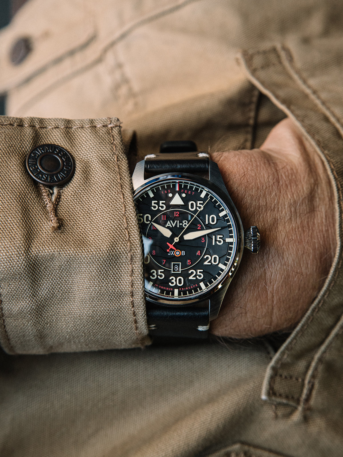 AVI-8 AVI-8 Pilot Hawker Hurricane Clowes Men's Japanese Automatic Kenley Watch AV-4097-03