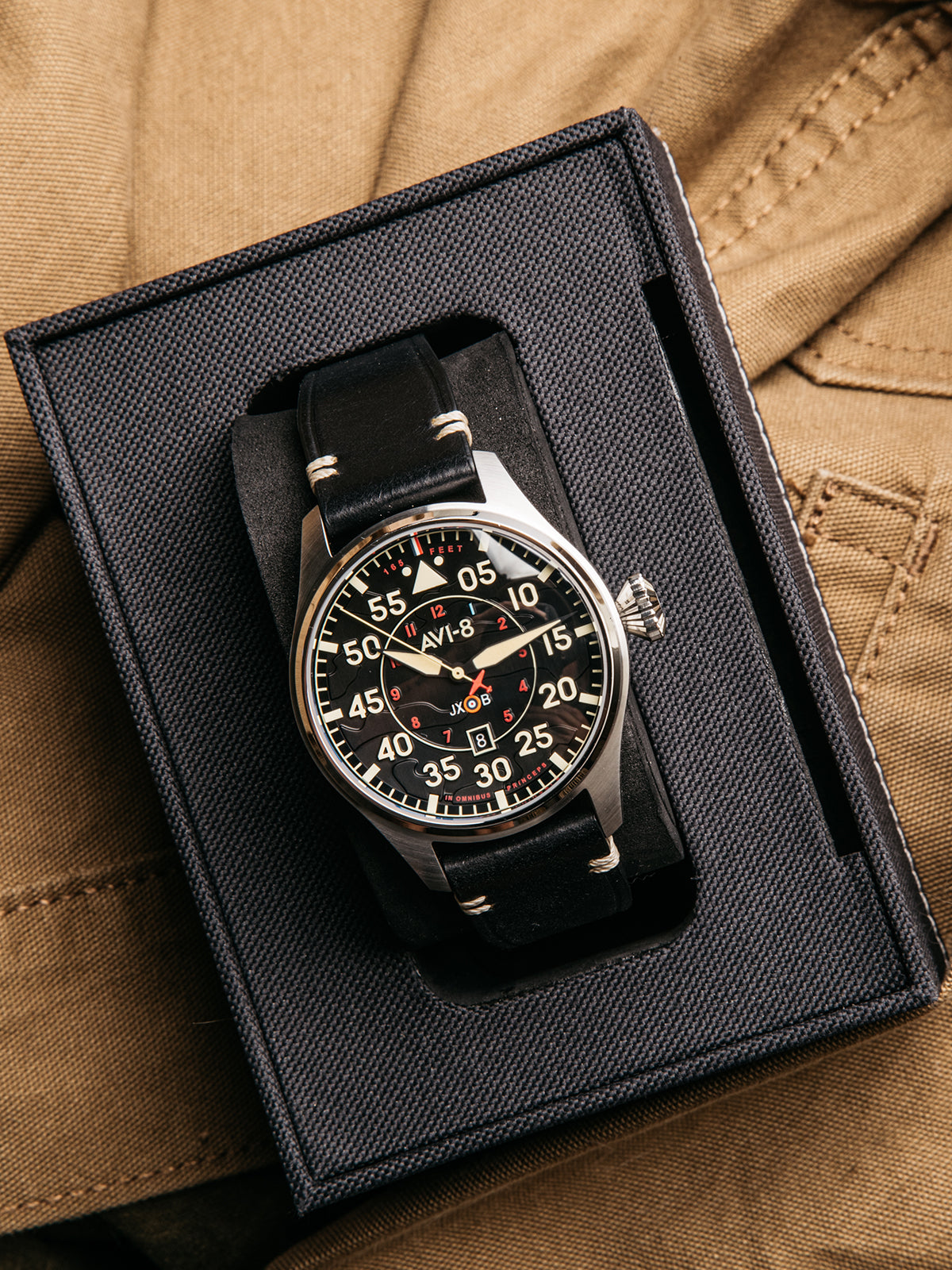 AVI-8 AVI-8 Pilot Hawker Hurricane Clowes Men's Japanese Automatic Kenley Watch AV-4097-03