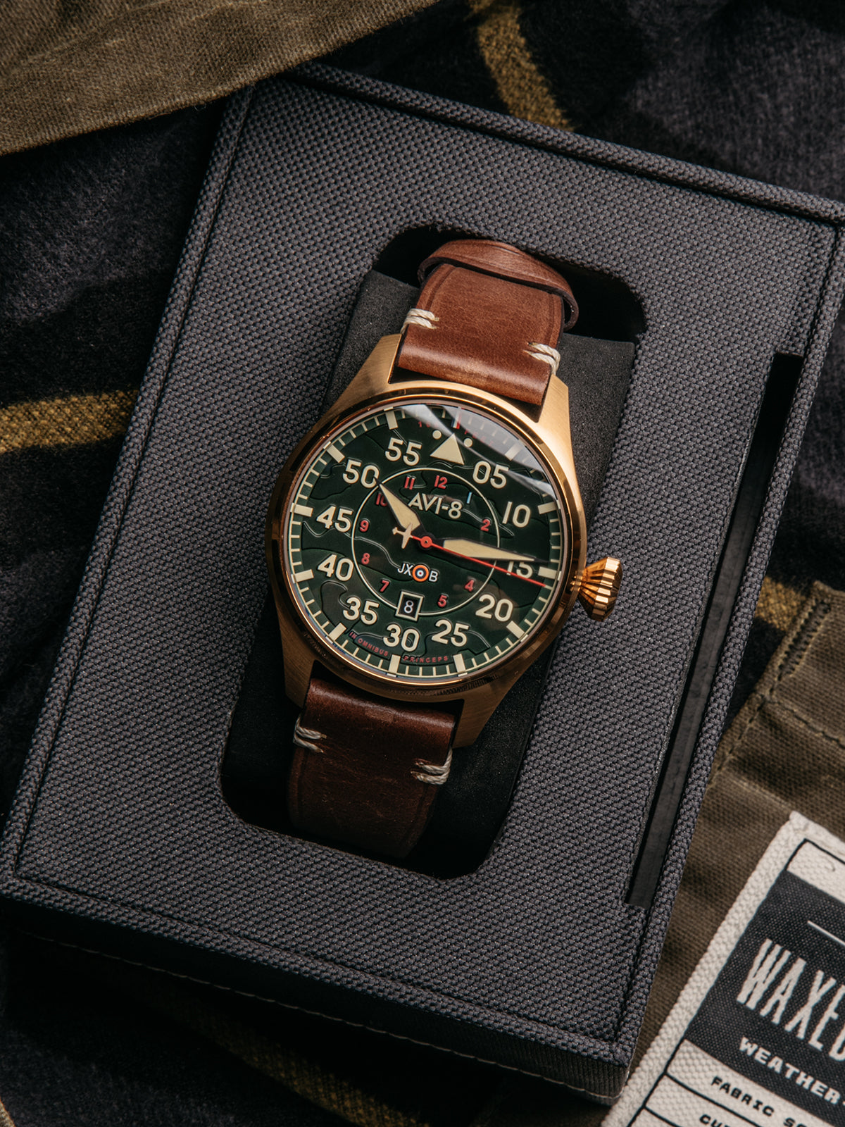 AVI-8 AVI-8 Pilot Hawker Hurricane Clowes Men's Japanese Automatic Northolt Watch AV-4097-04