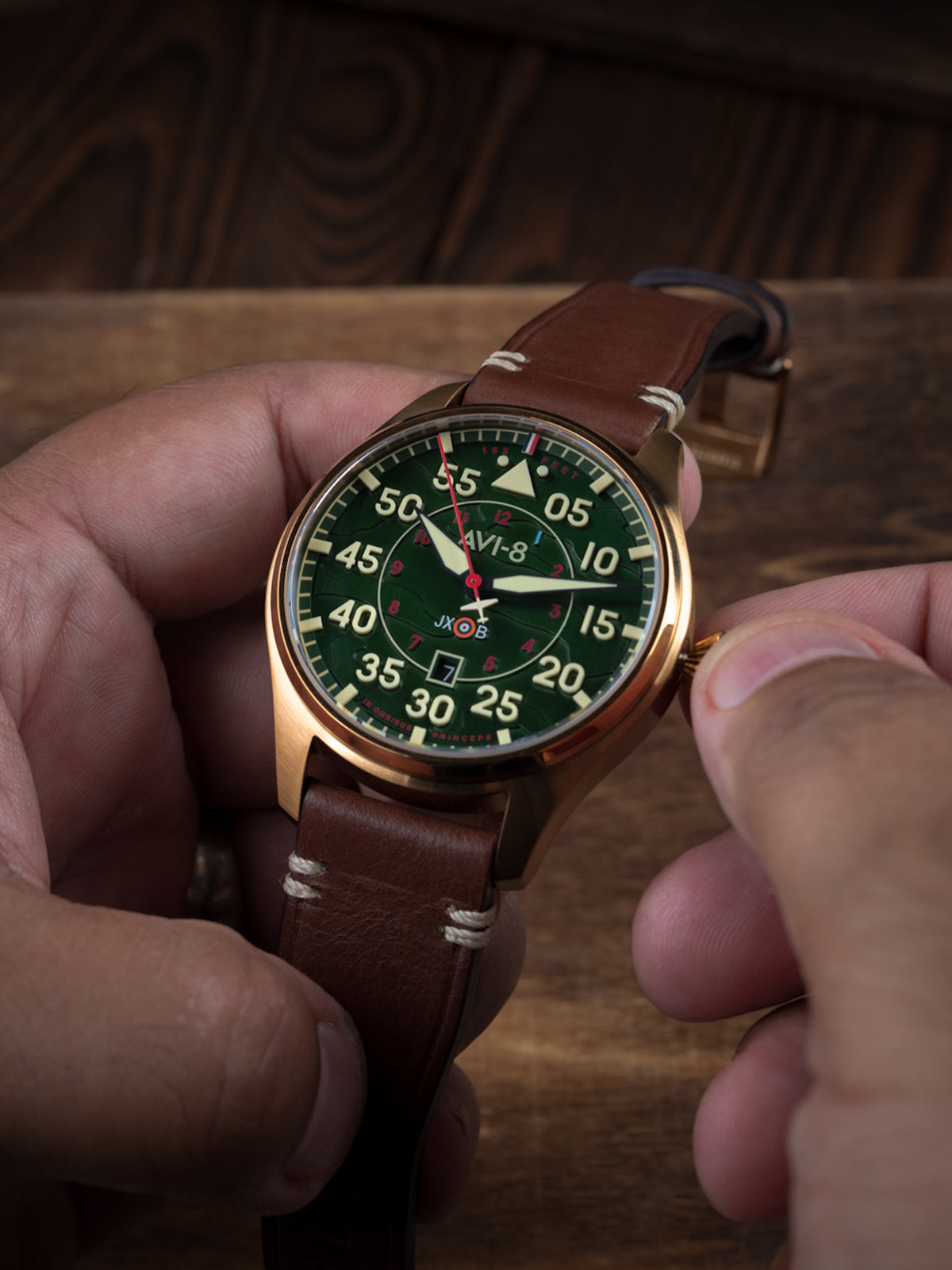 AVI-8 AVI-8 Pilot Hawker Hurricane Clowes Men's Japanese Automatic Northolt Watch AV-4097-04