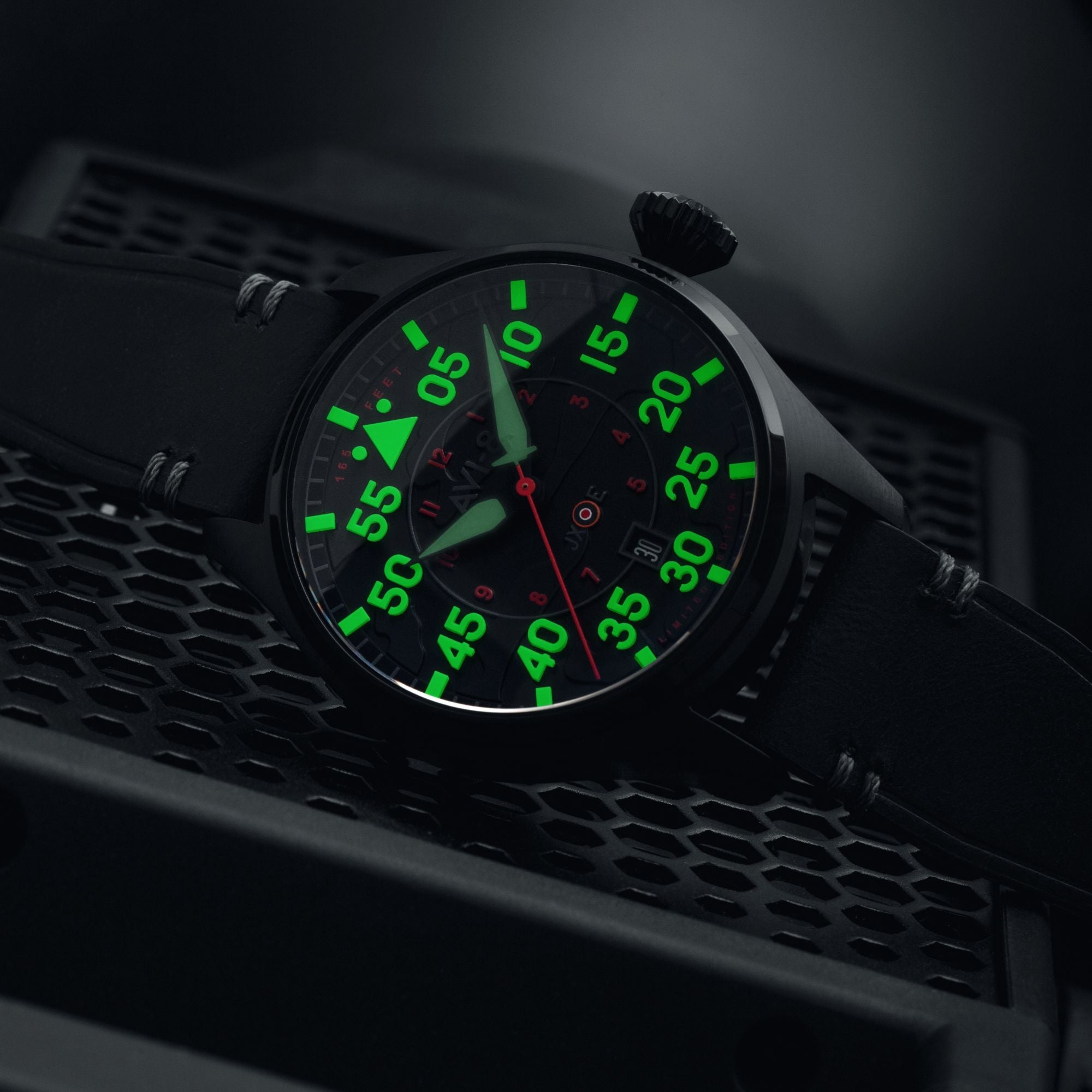 AVI-8 AVI-8 Hawker Hurricane Clowes Automatic Night Reaper Limited Edition Night Shadow Men's Watch AV-4097-05