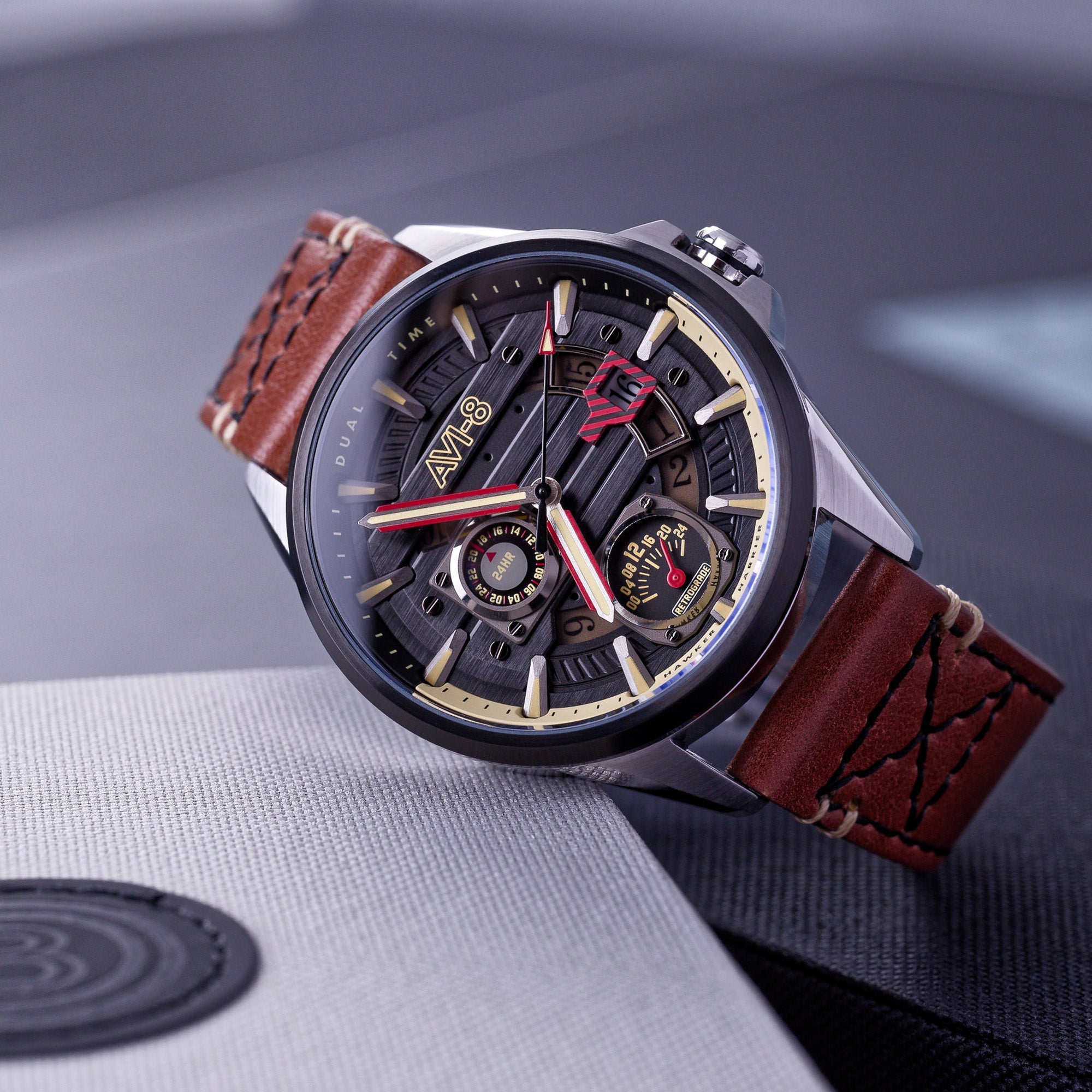AVI-8 AVI-8 Pilot Hawker Harrier Farley Men's Japanese Quartz Terrain Watch AV-4098-02