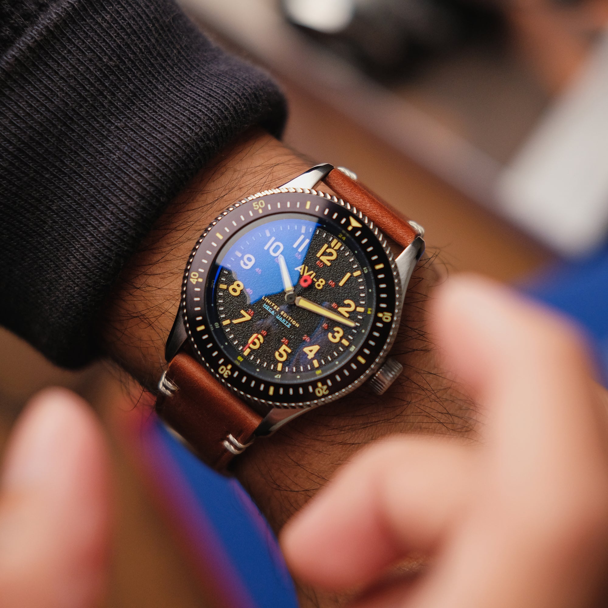AVI-8 AVI-8 Royal British Legion Falklands 40 Men's Meca-Quartz Limited Edition Lewin Watch AV-4099-RBL01