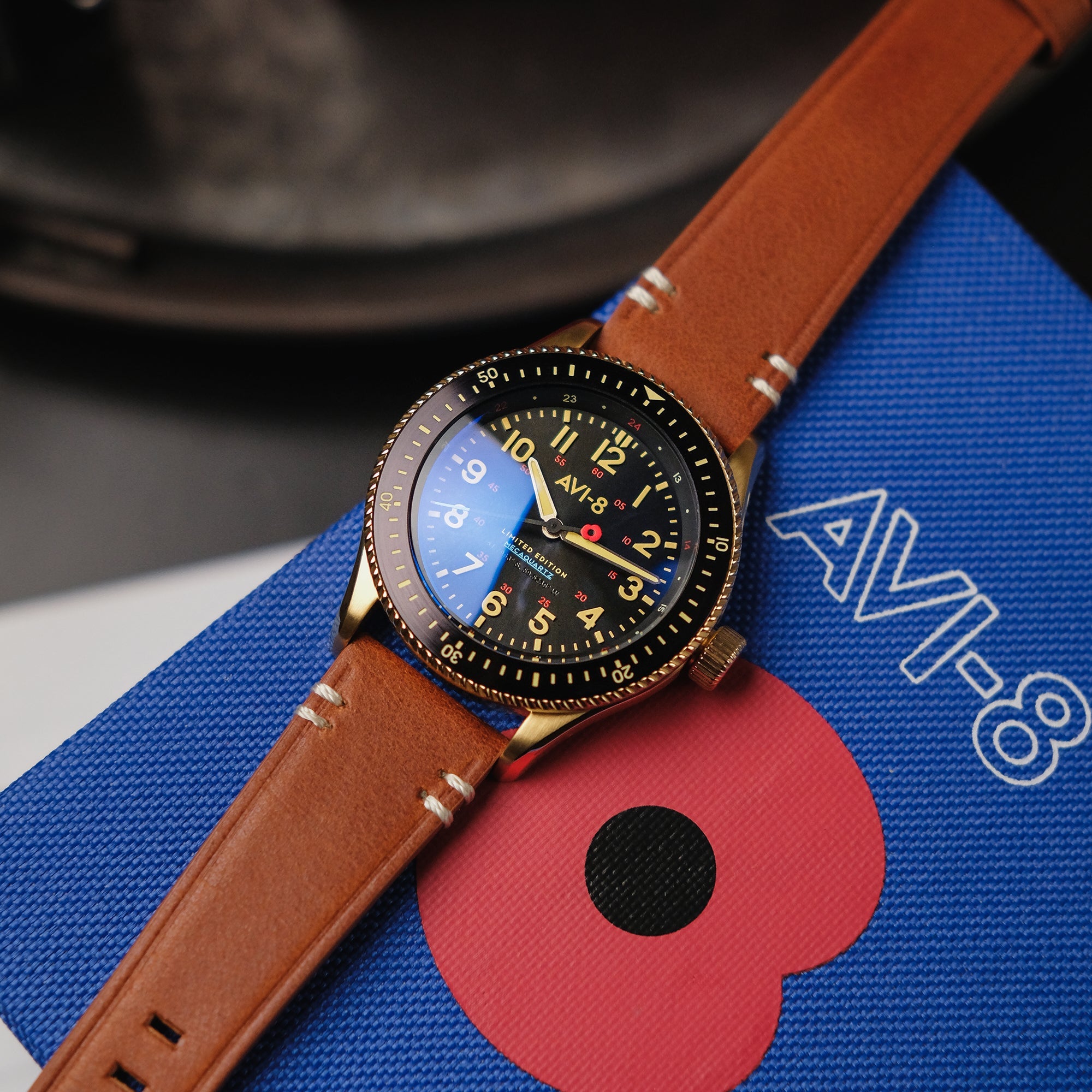 AVI-8 AVI-8 Royal British Legion Falklands 40 Men's Meca-Quartz Limited Edition Clapp Watch AV-4099-RBL05