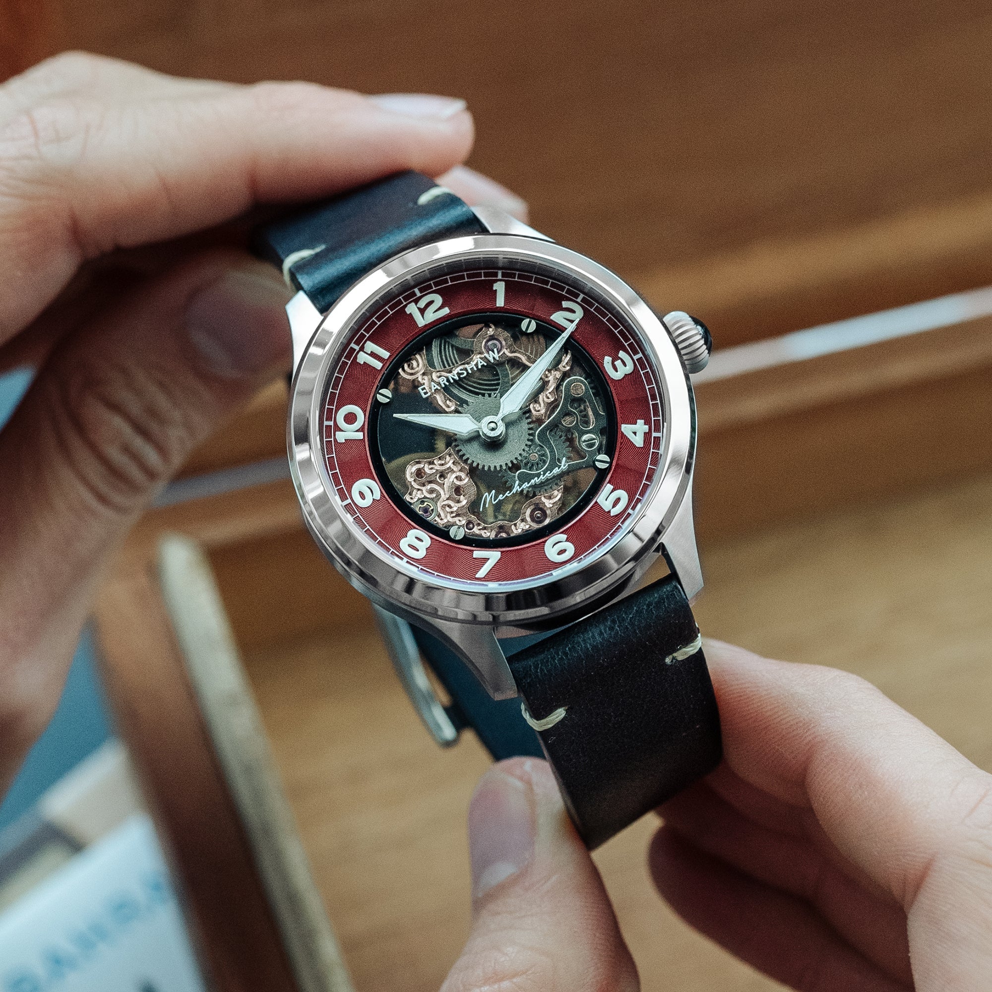 Thomas Earnshaw Thomas Earnshaw Baron Men's Mechanical Skeleton Malbec Watch ES-8189-03