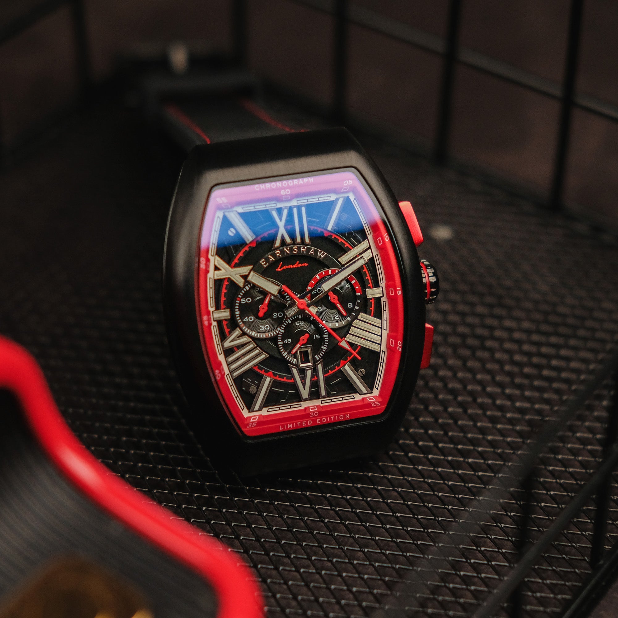 THOMAS EARNSHAW Thomas Earnshaw Supremacy Chronograph Men's Japanese Quartz Racetrack Black Watch ES-8270-02