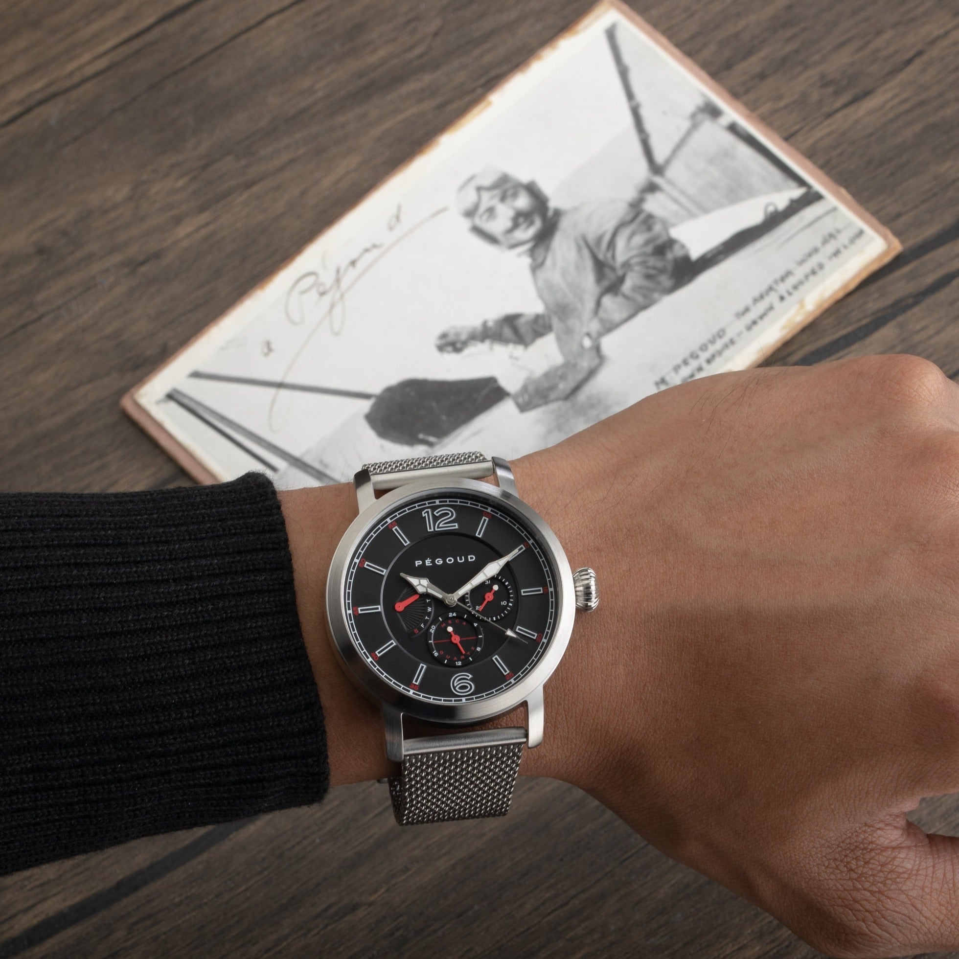 PEGOUD Pegoud Premiere Meca-Quartz Retro Calendar Men's Black Watch PG-9006-11