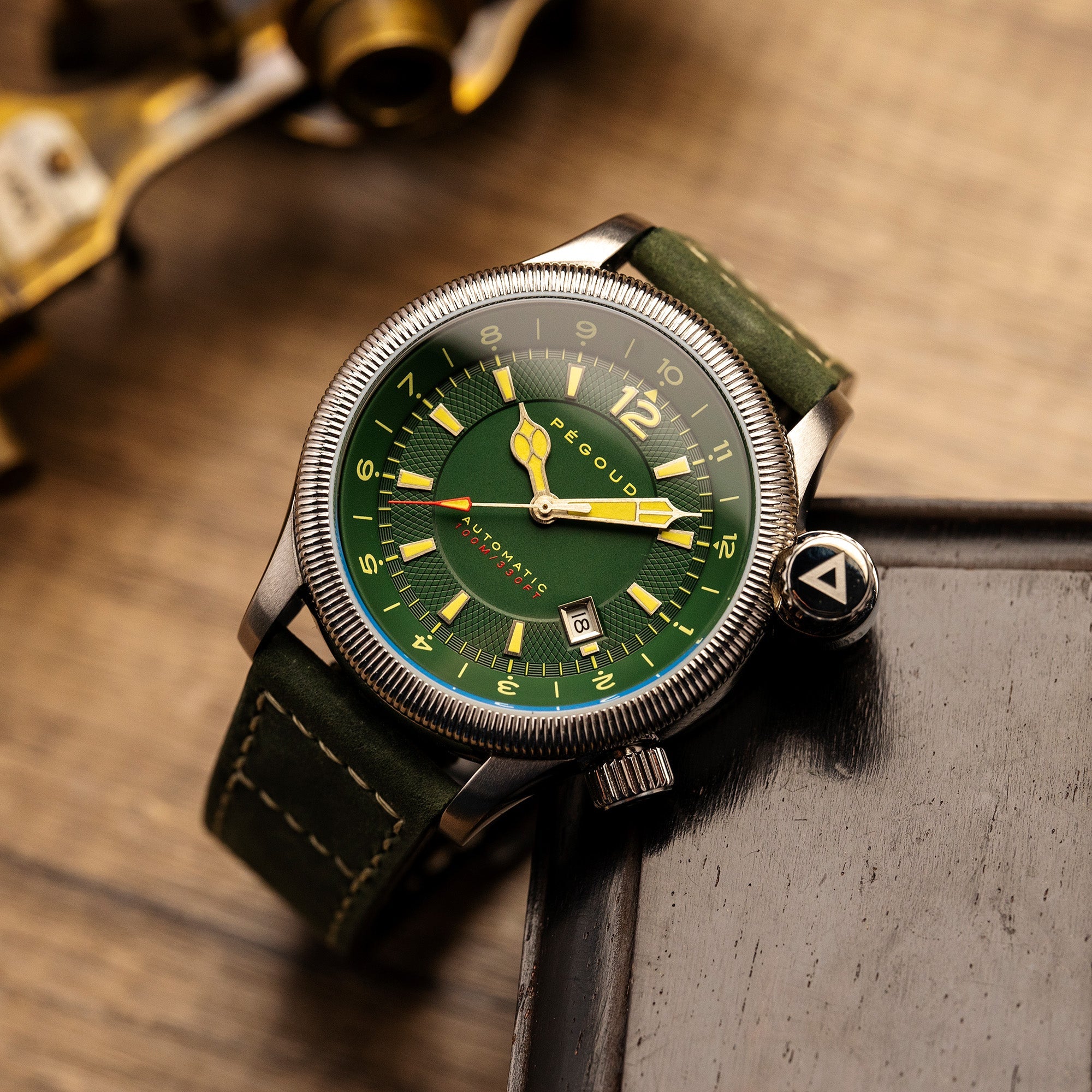 PEGOUD Pegoud Onduleur Japanese Quartz Chronograph Men's Vintage Green Watch PG-9008-02
