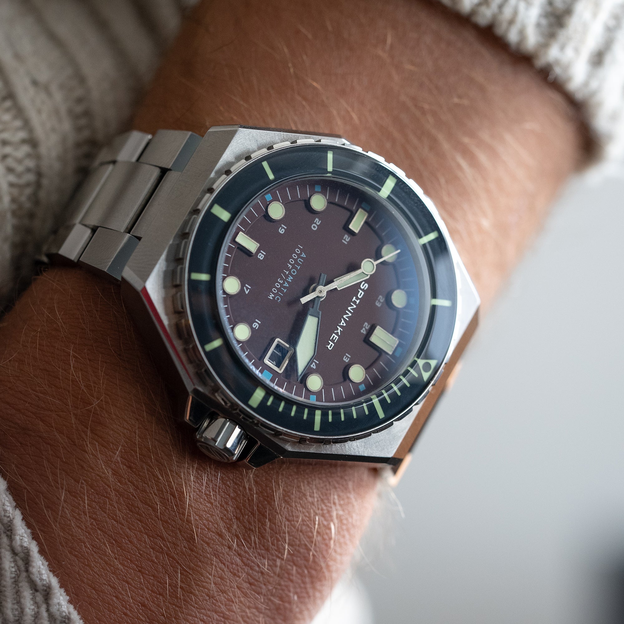 SPINNAKER Spinnaker Dumas Men's Japanese Automatic Bordeaux Watch SP-5081-AA