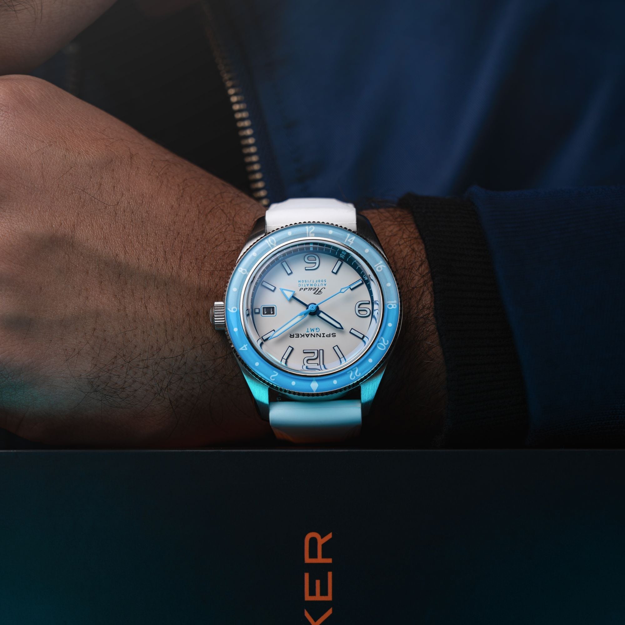 SPINNAKER Spinnaker Fleuss Gmt Automatic Moon White Men's Watch SP-5120-22