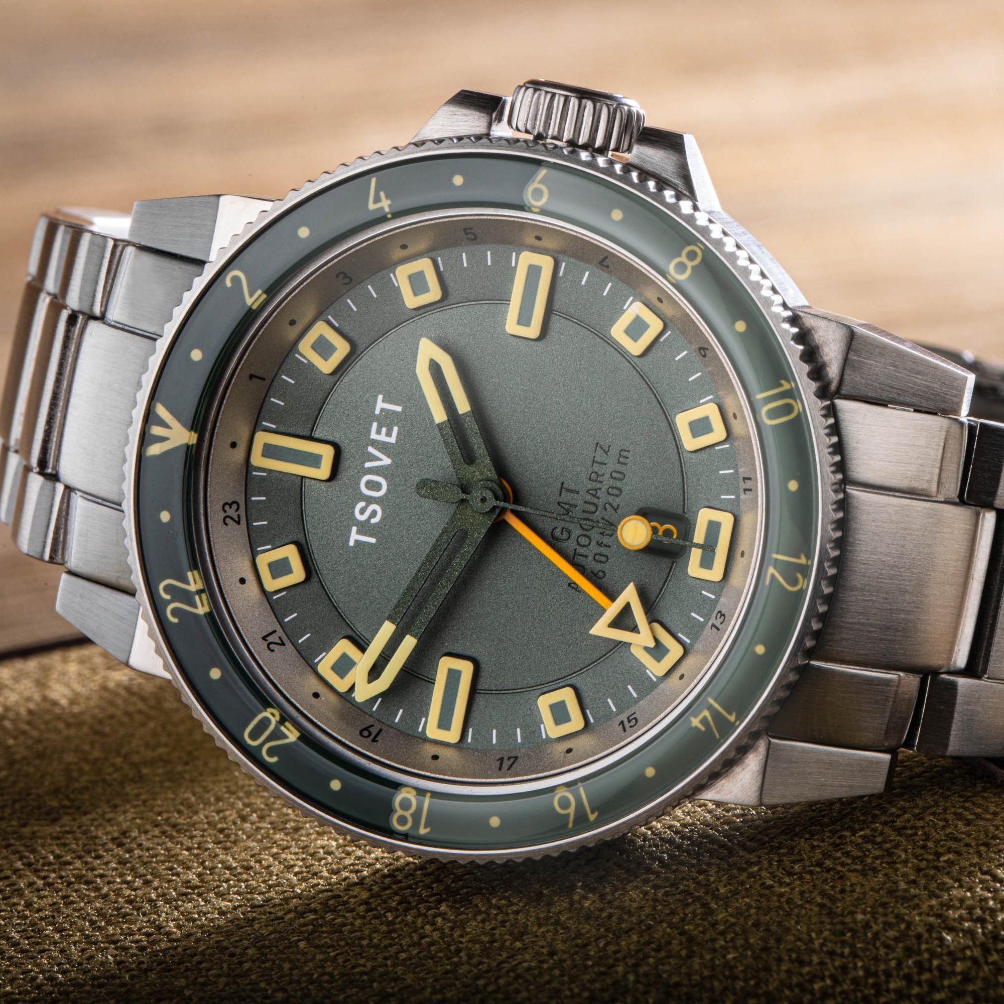 TSOVET Tsovet SMT-DW42 GMT Men's Japanese Hybrid Automatic Rum Watch TS-4004-44