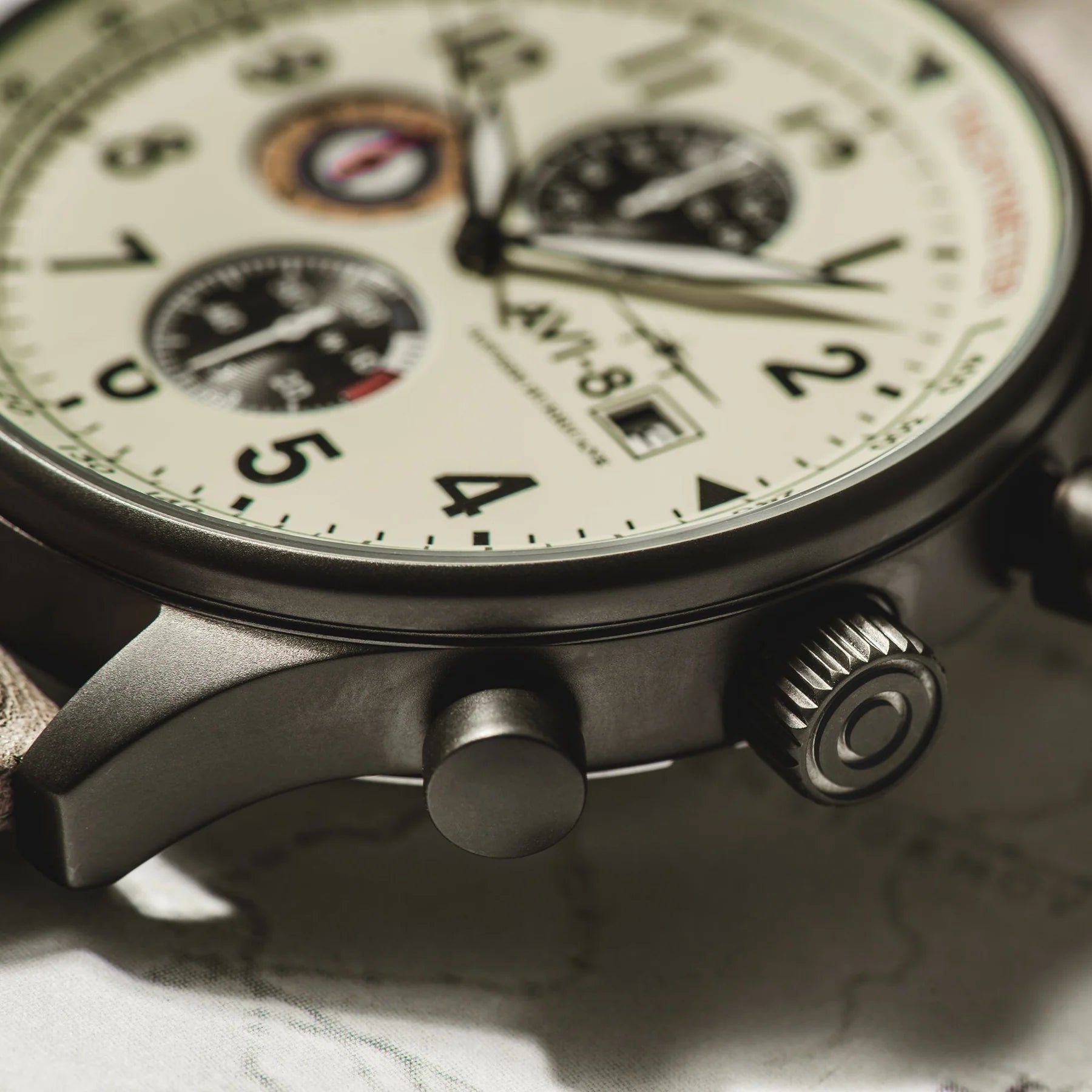 AVI-8 AVI-8 Hawker Hurricane Classic Chronograph Cream Beige Men's Watch AV-4011-0C