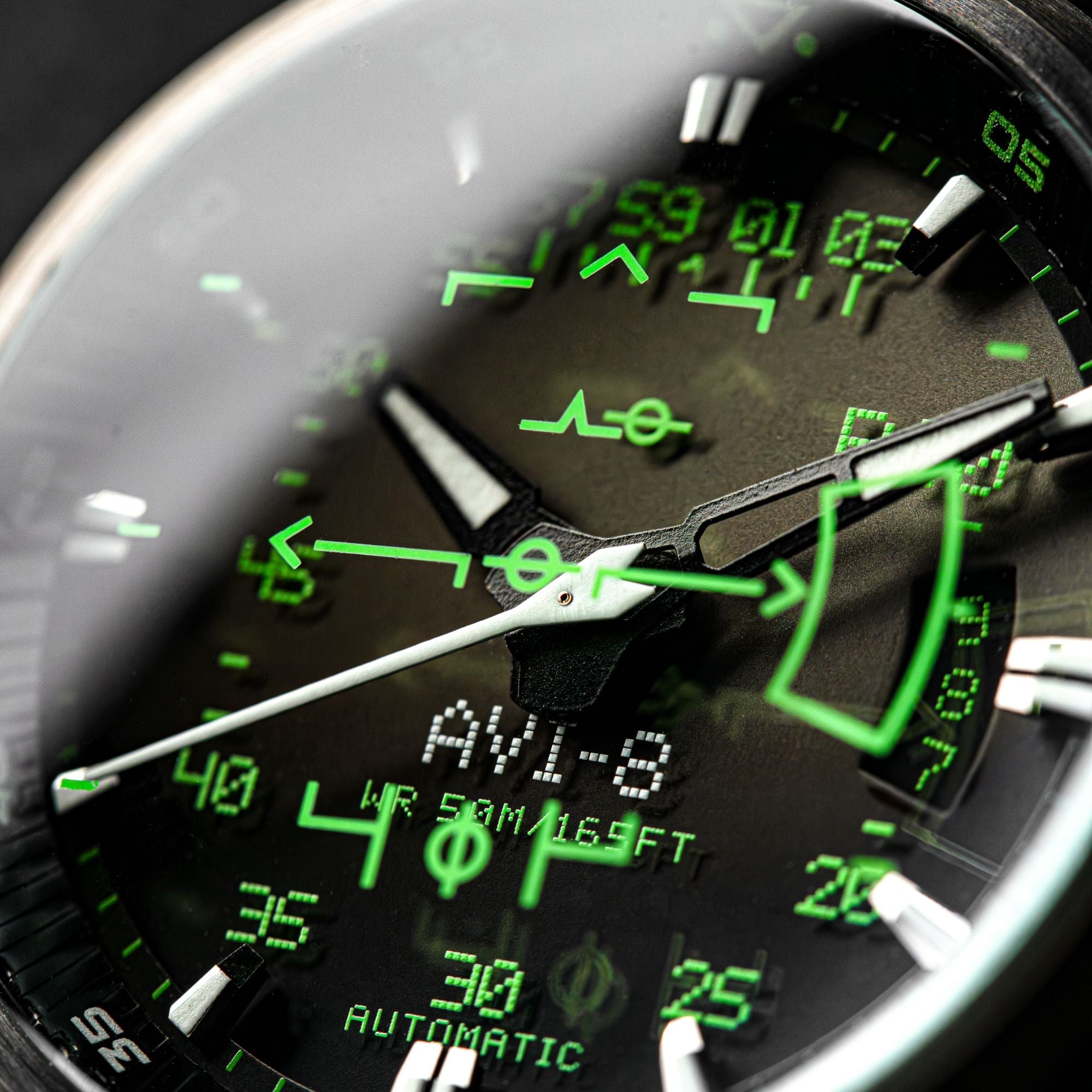 AVI-8 AVI-8 Hawker Harrier Hud Automatic Gradient Black Men's Watch AV-4117-02