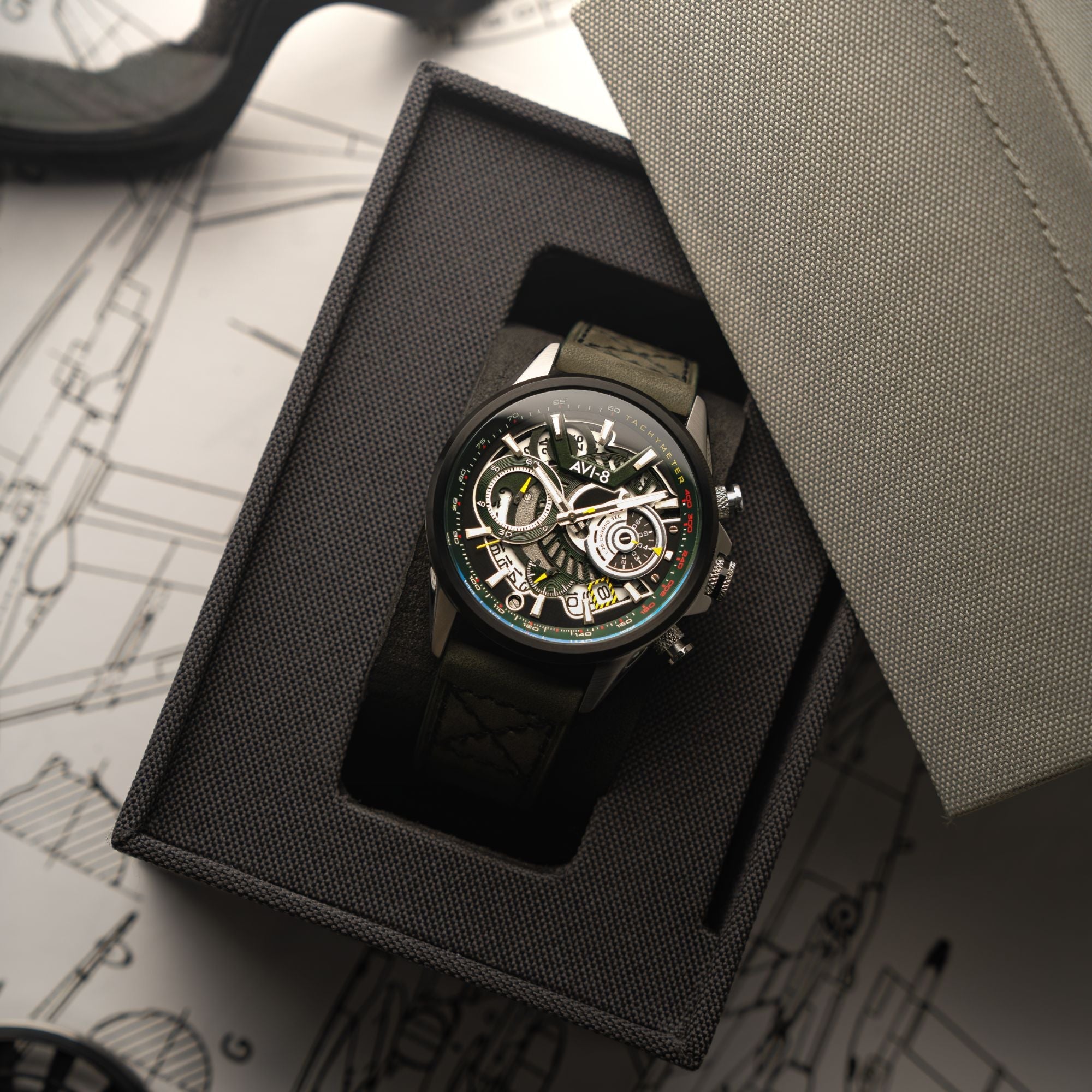 AVI-8 AVI-8 Hawker Harrier Matador (2025 Edition) Chronograph Viper Green Men's Watch AV-4125-04