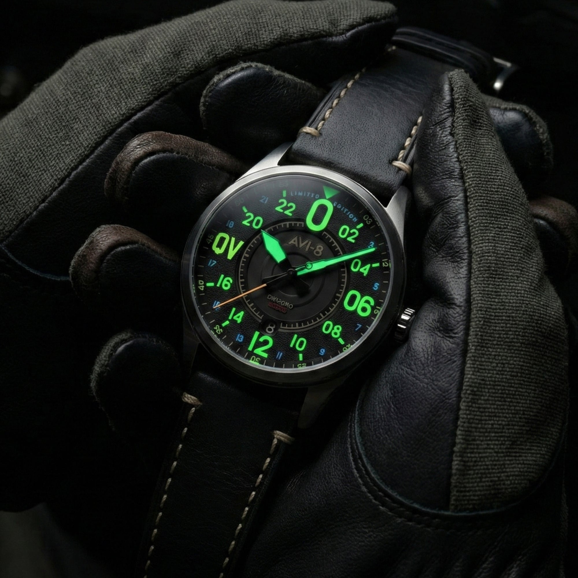 AVI-8 AVI-8 Spitfire N3200 Imperial War Museums 24 Hour Automatic Limited Edition Eastleigh Men's Watch AV-4149-01