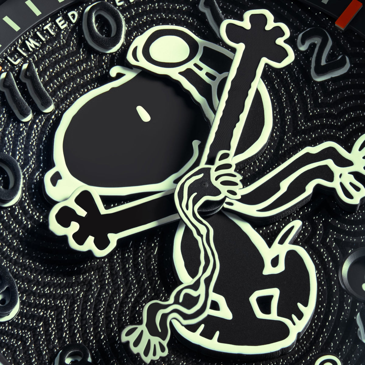 AVI-8 AVI-8 Flyboy Engineer Automatic Peanuts Snoopy Flying Ace Monotone Limited Edition Obsidian Ace Men's Watch AV-4156-02