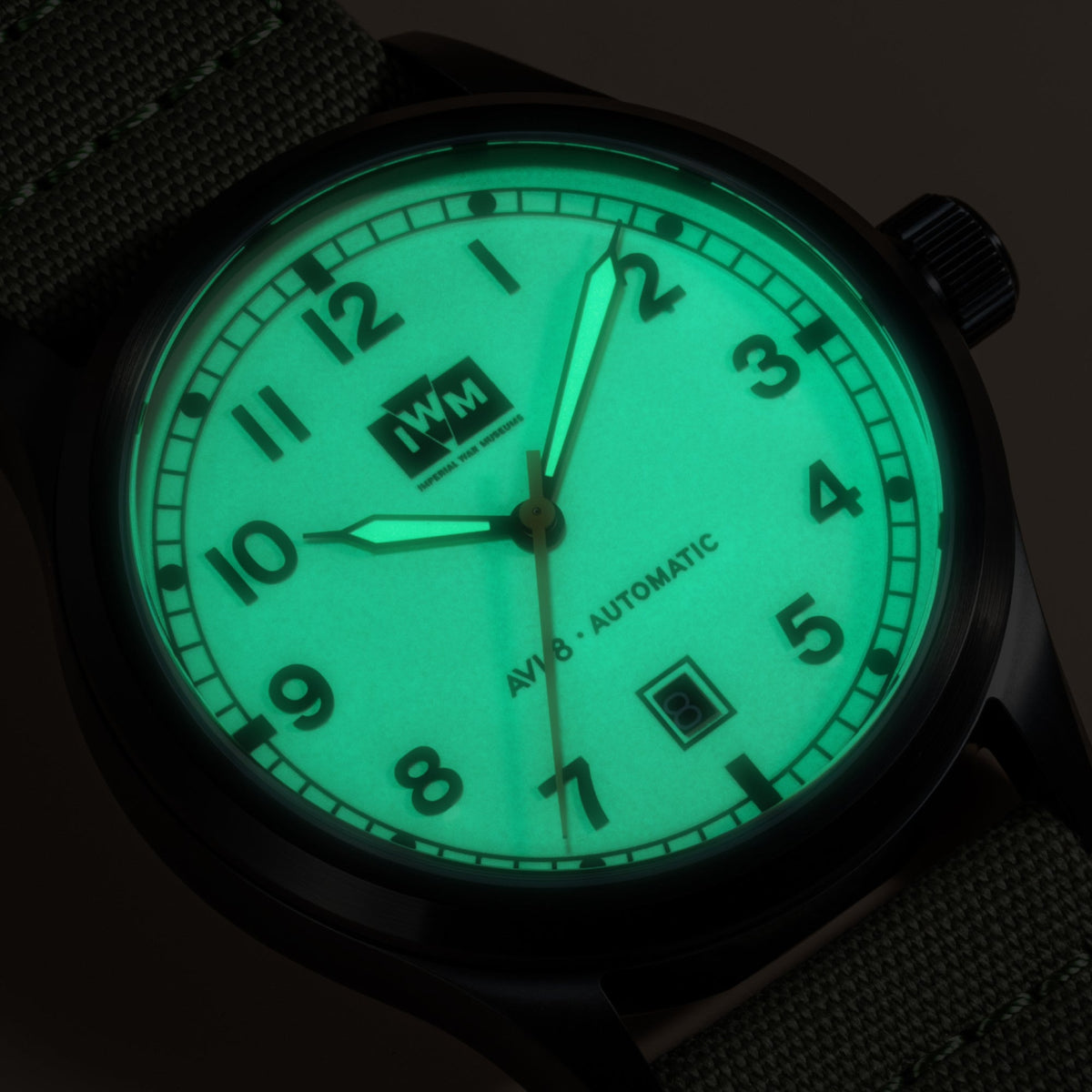 AVI-8 AVI-8 Flyboy Engineer Automatic Imperial War Museums Fieldmaster Edition Field Khaki Men's Watch AV-4161-04