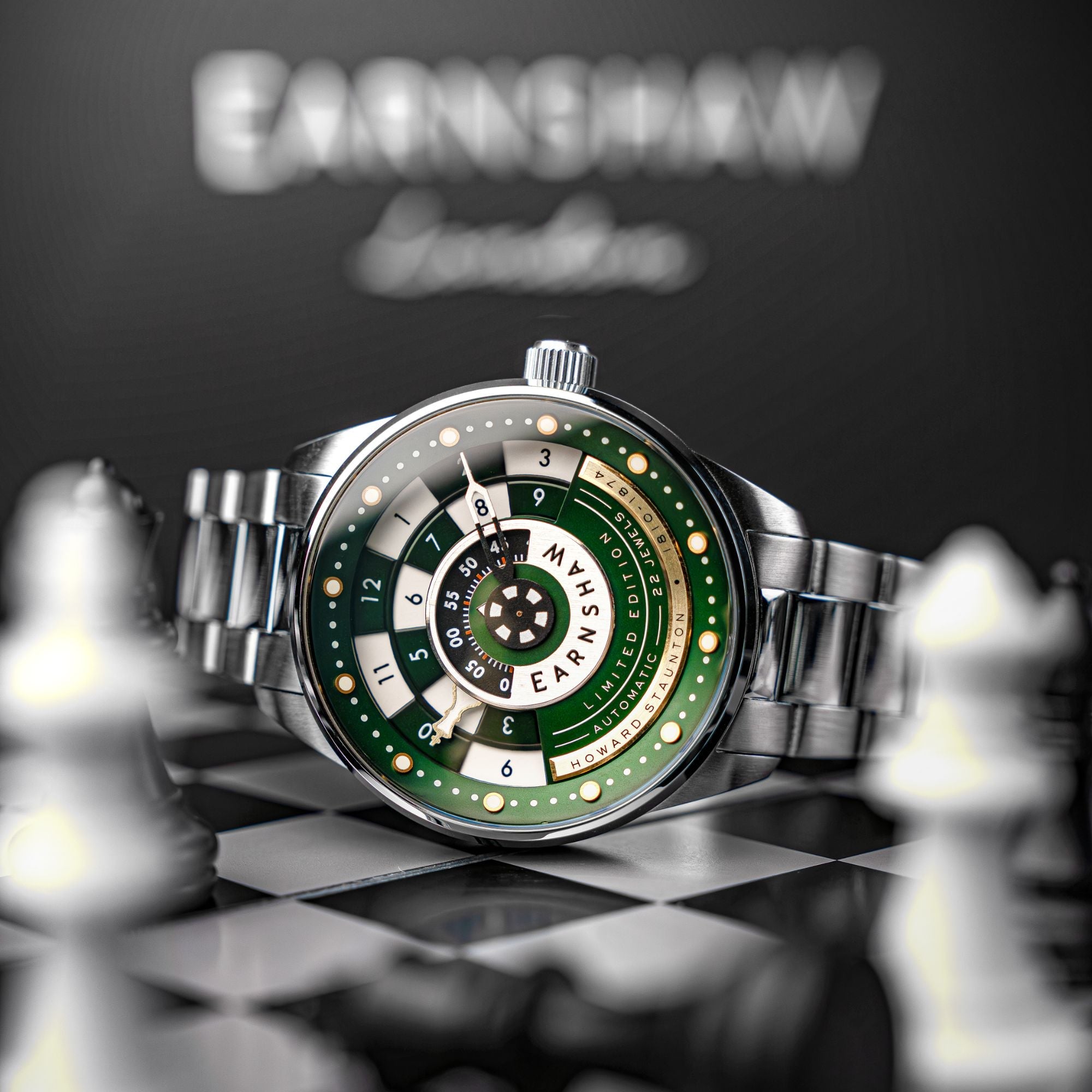 THOMAS EARNSHAW Thomas Earnshaw Staunton Chess Set Automatic Limited Edition Castling Green Men's Watch ES-8282-88