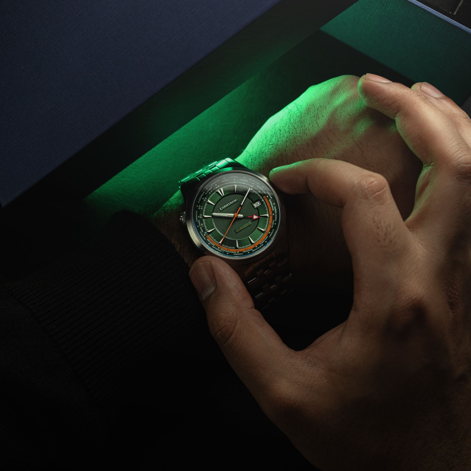 THOMAS EARNSHAW Thomas Earnshaw World Timer GMT Automatic Royal Green Men's Watch ES-8292-44