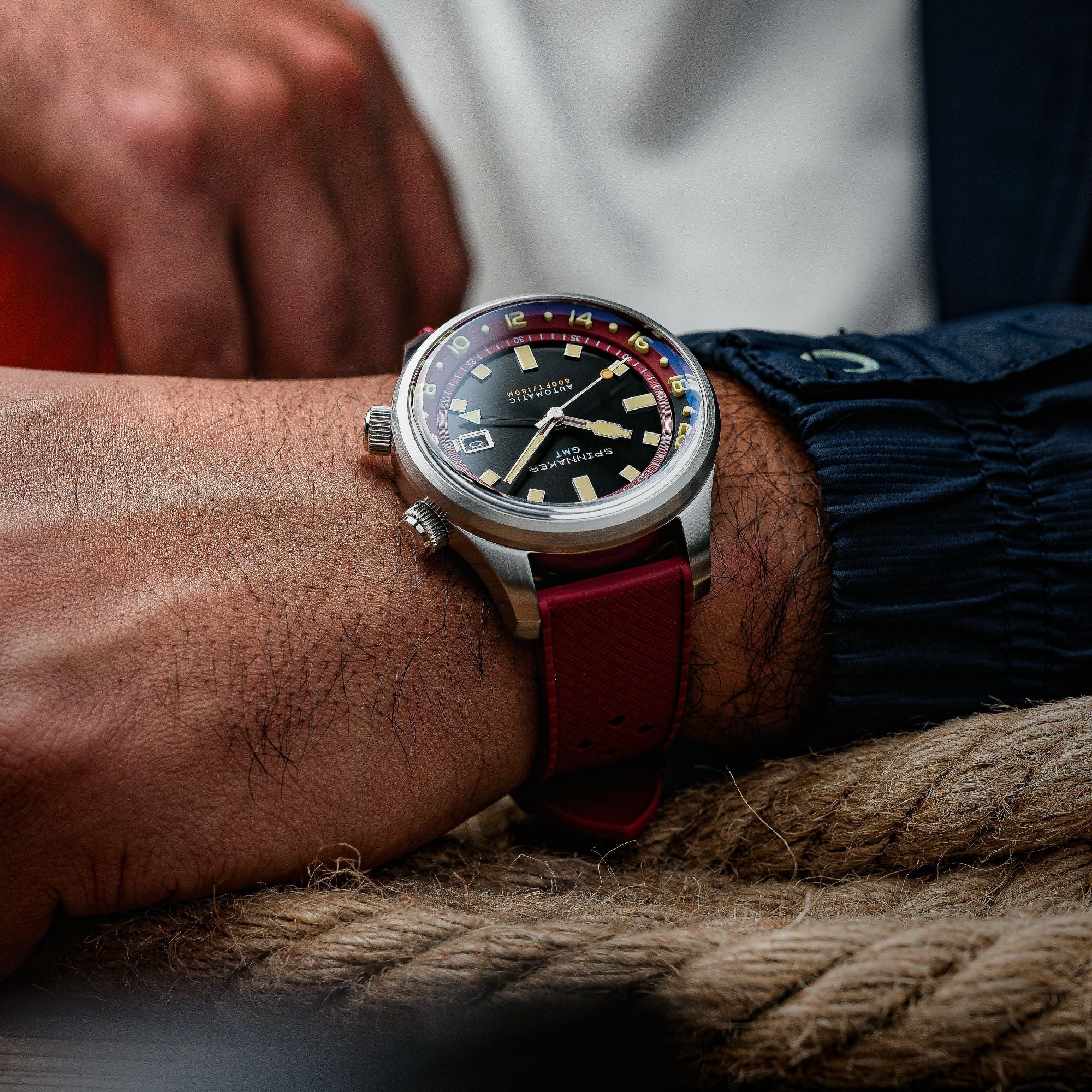SPINNAKER Spinnaker Bradner GMT Automatic Sombre Red Men's Watch SP-5121-11