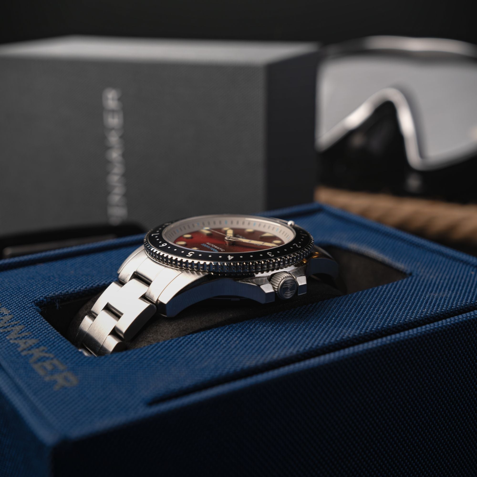 SPINNAKER Spinnaker Croft Pioneer Automatic Sangria Red Men's Watch SP-5136-44